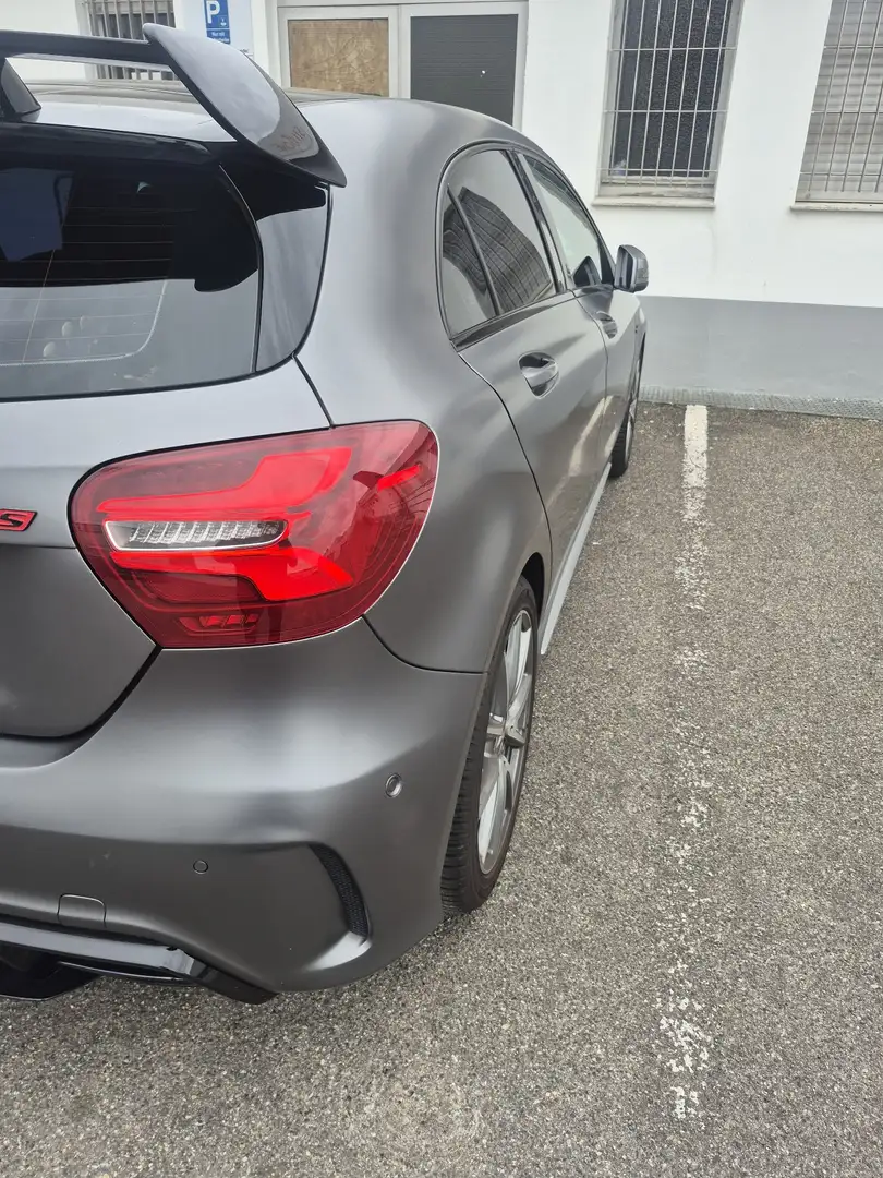 Mercedes-Benz A 45 AMG a45 Grau - 2