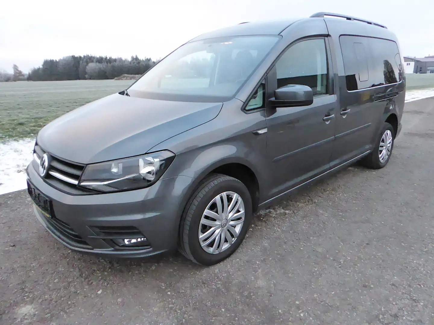 Volkswagen Caddy Maxi Trendline,AHK,Klimaauto,SHZ,Navi,PDC,7 Sitzer - 1