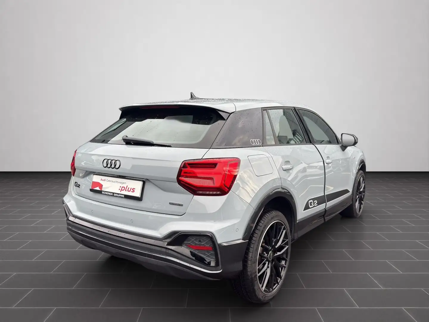 Audi Q2 35 TDI quattro S line S tronic MATRIX PANO Gris - 2