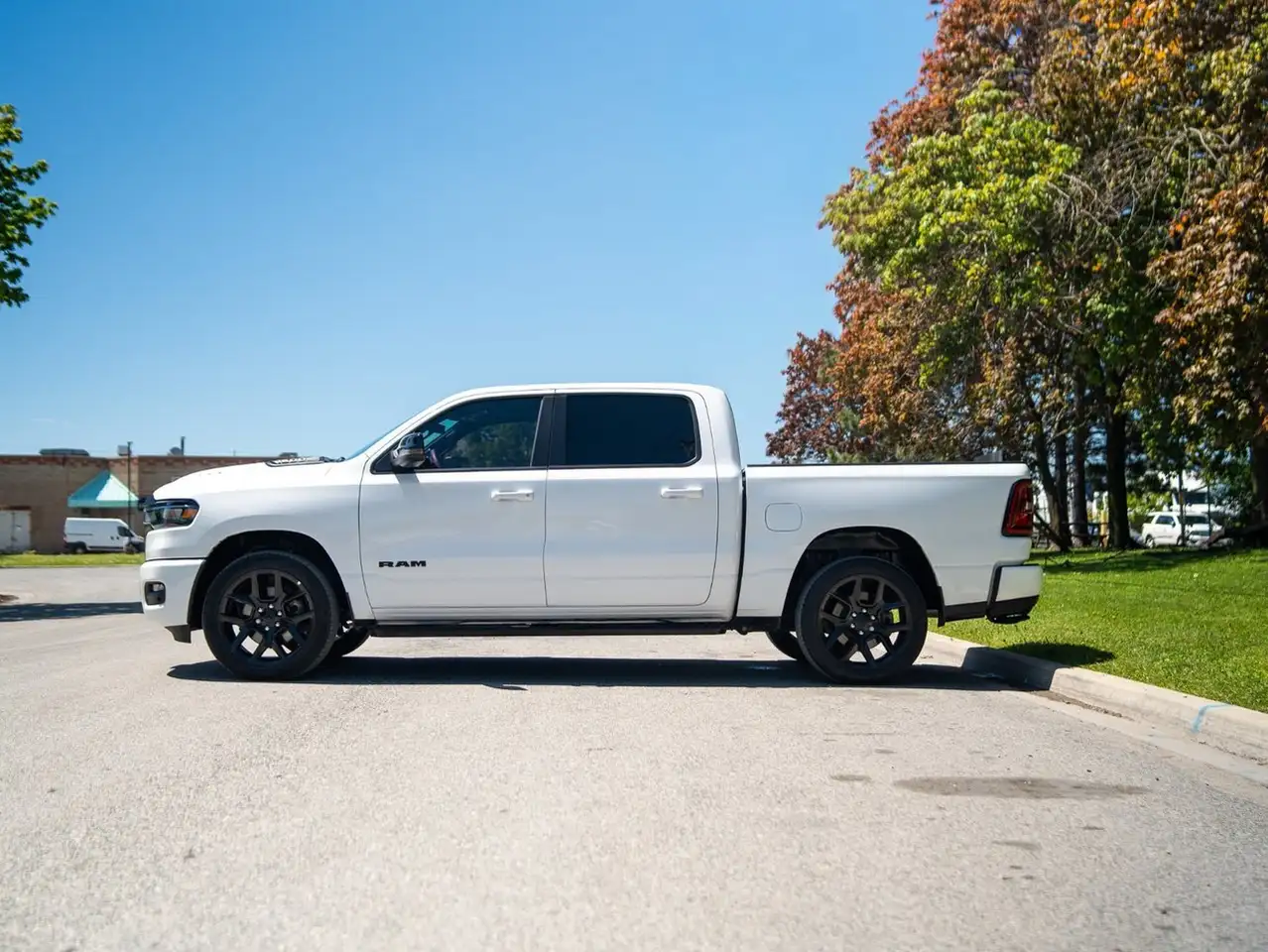RAM 1500 снимка RAM 1500