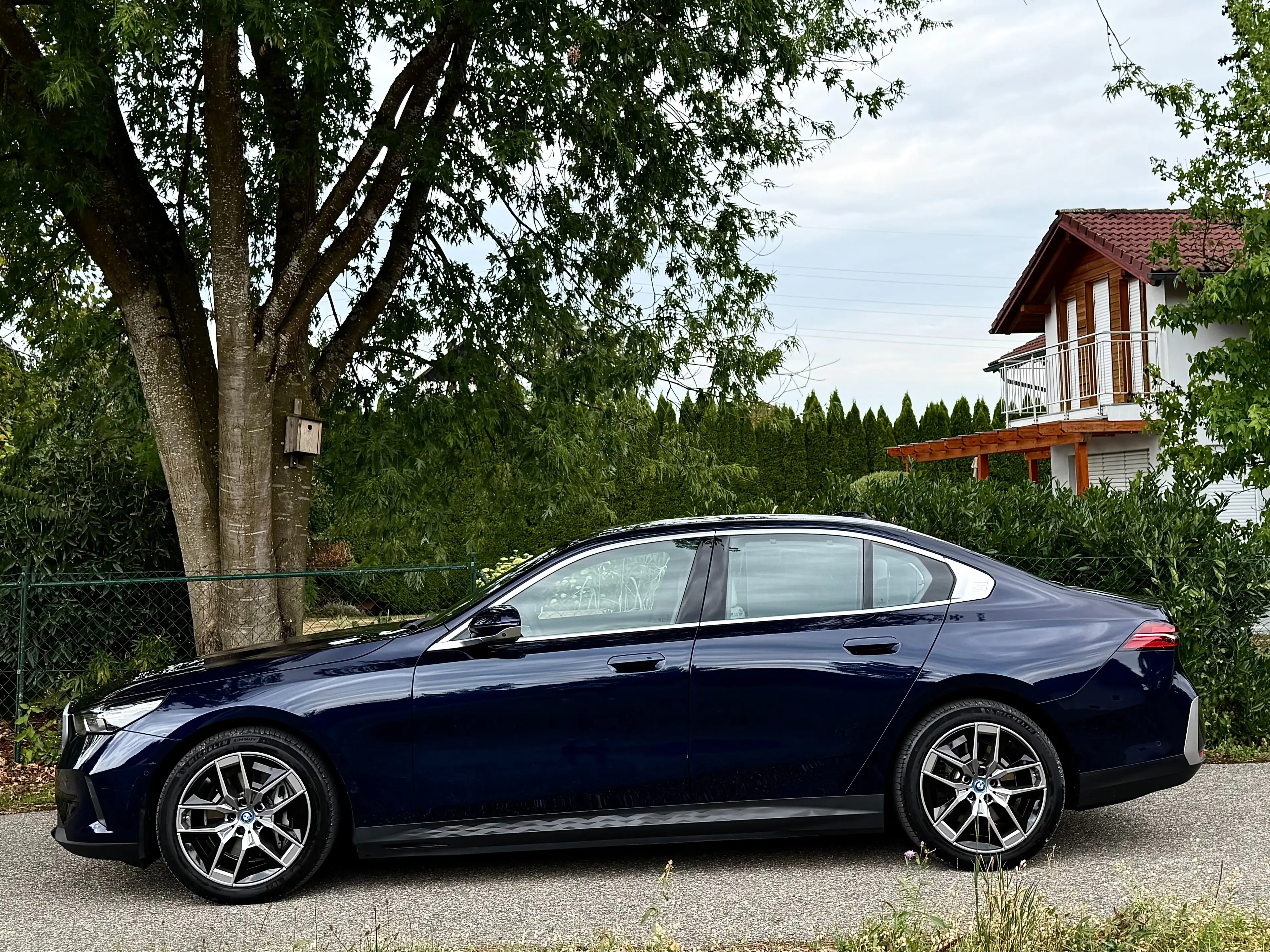 BMW i5 40 eDrive*Individual*Panorama*Bowers&Wilkins*TOP* — photo 7