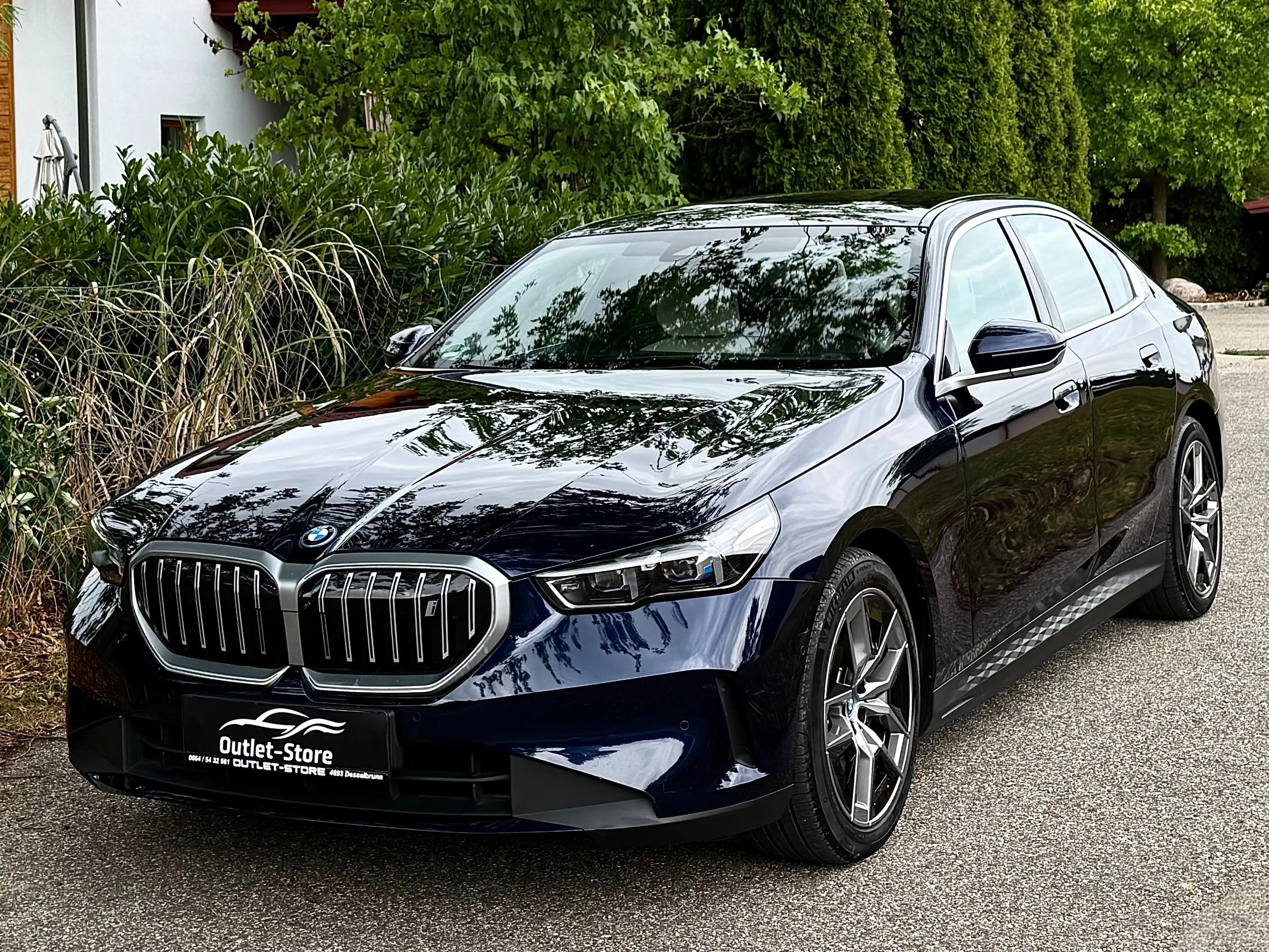 BMW i5 40 eDrive*Individual*Panorama*Bowers&Wilkins*TOP*