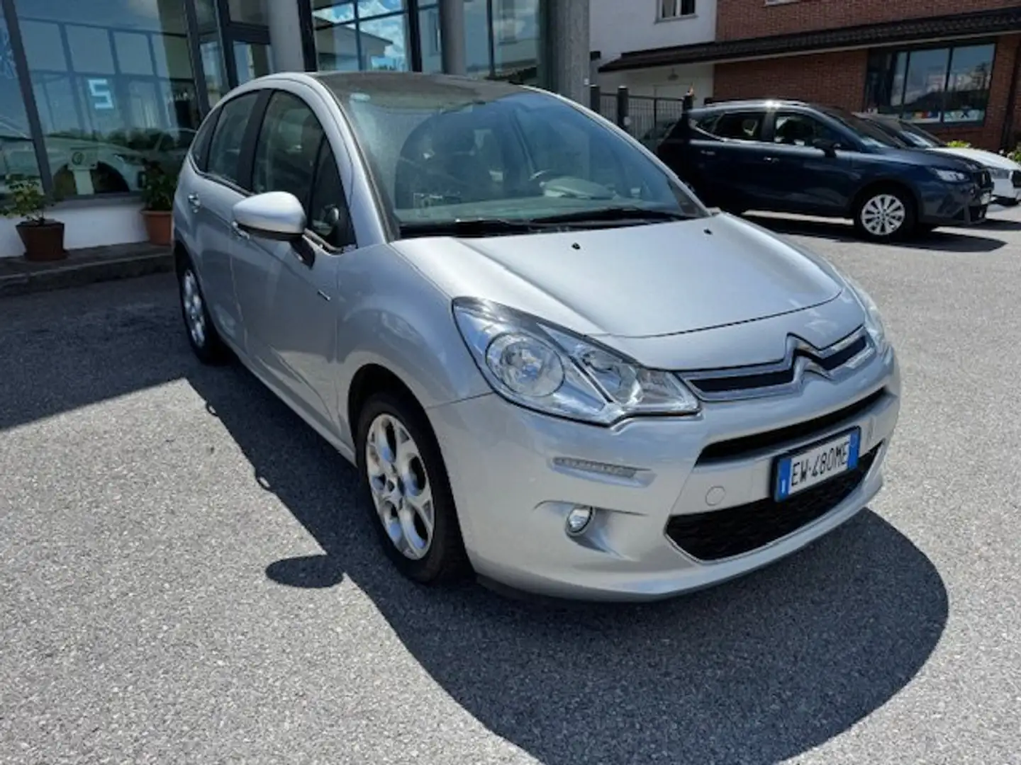Citroen C3 C3 1.2 puretech (vti) Exclusive 82cv FL Silber - 1