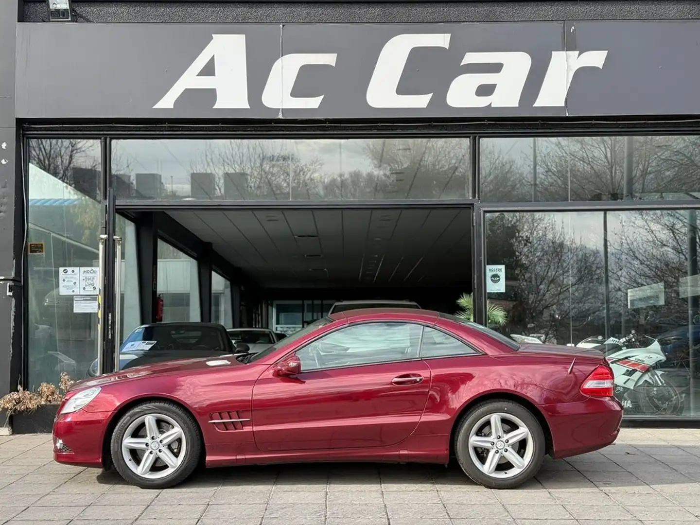 Mercedes-Benz SL 300 7G Rojo - 1