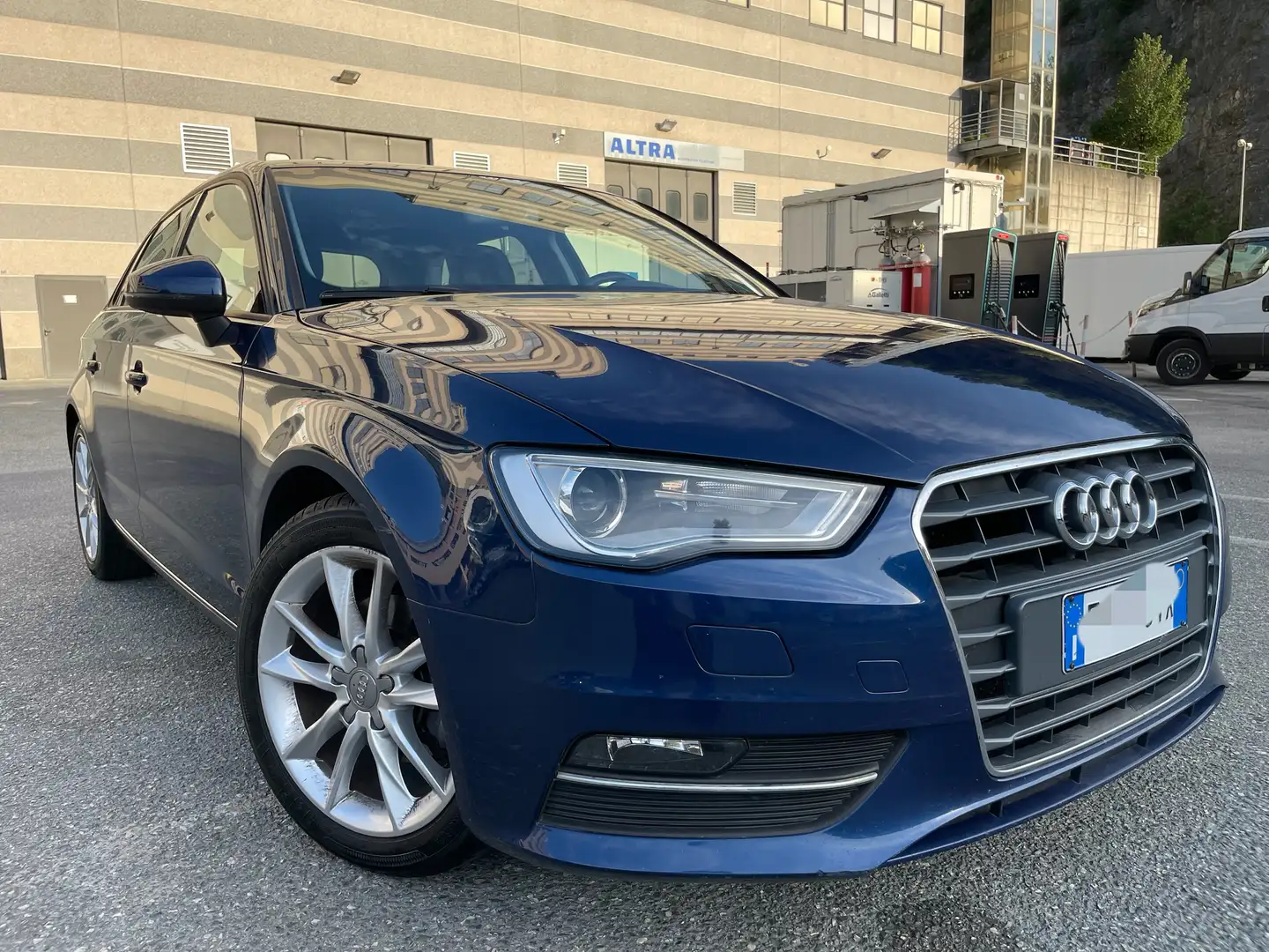 Audi A3 1.6 TDI 110CV - CAMBIO AUTOMATICO - NEOPATENTATI - 1