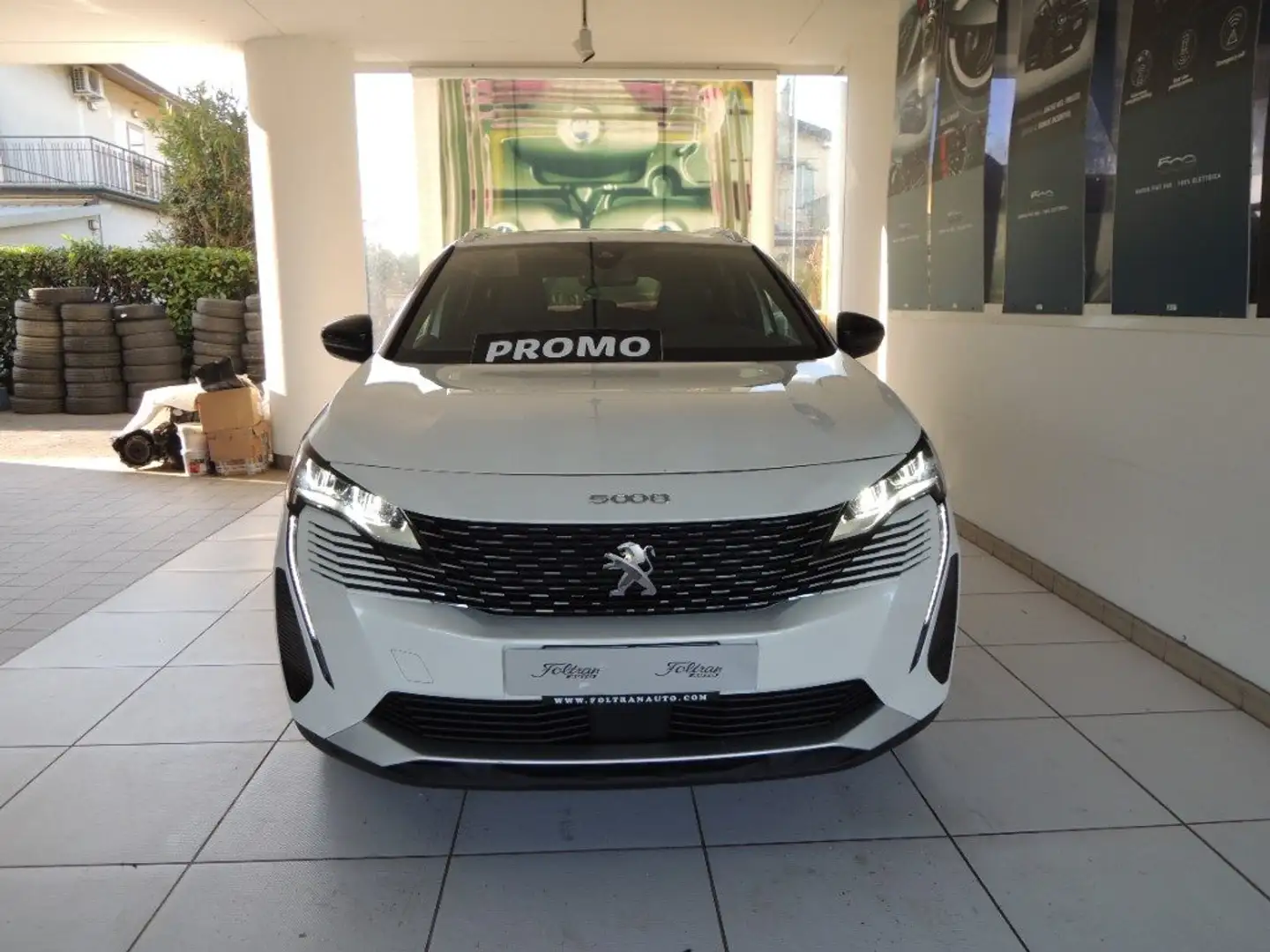 Peugeot 5008 BlueHDi 130 S&S EAT8 Allure Pack Bianco - 2