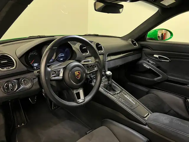 Porsche 718 GTS 4.0 **Vollausstattung-Keramik-Burmester** Ansicht 18