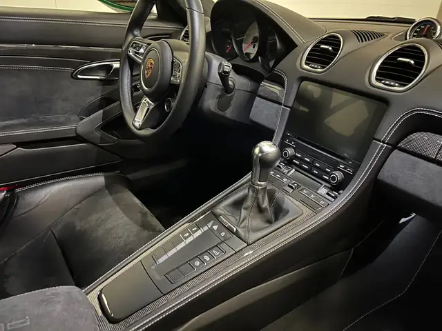 Porsche 718 GTS 4.0 **Vollausstattung-Keramik-Burmester** Ansicht 21