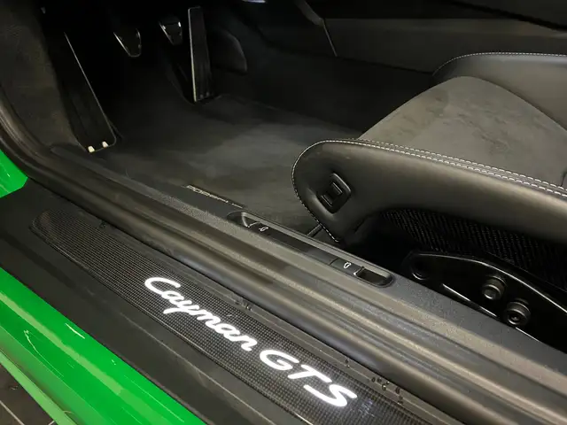 Porsche 718 GTS 4.0 **Vollausstattung-Keramik-Burmester** Ansicht 28