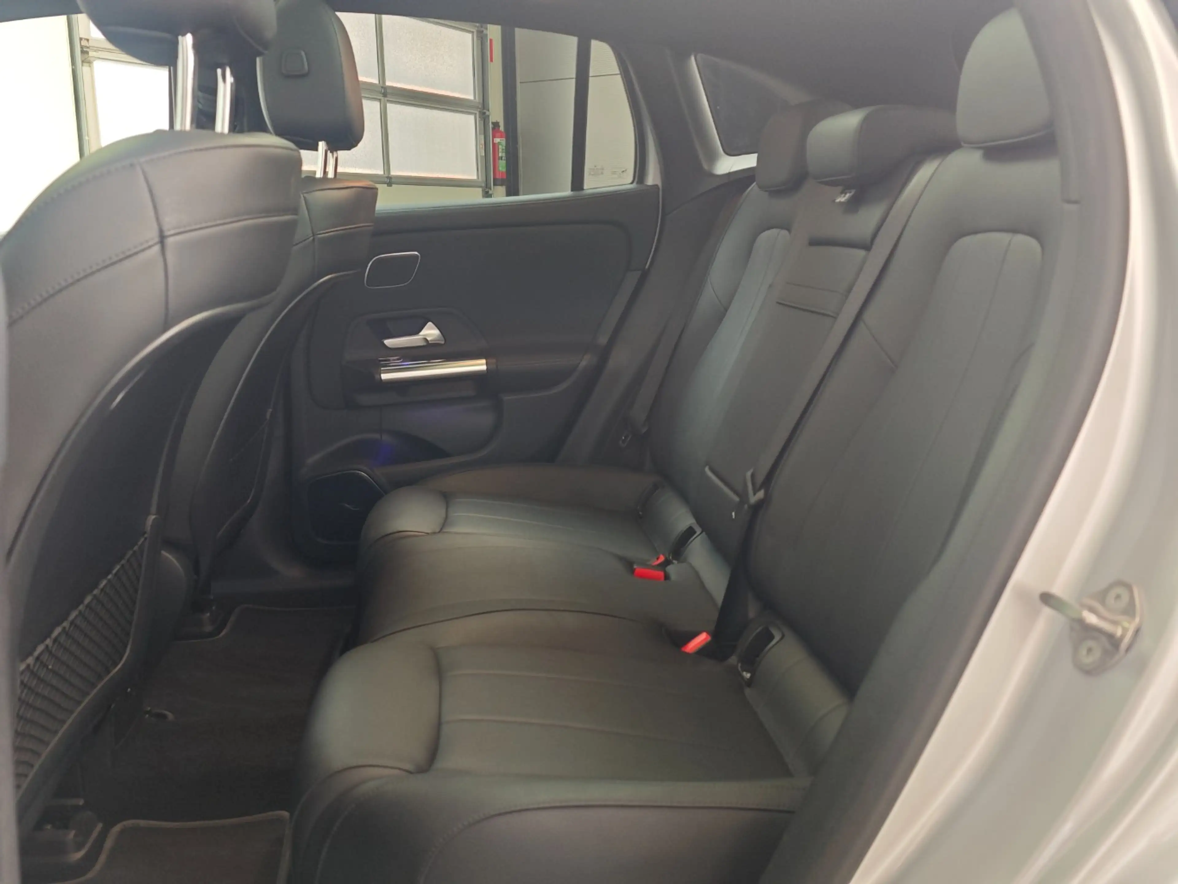 Mercedes-Benz EQA 250 67 kWh 190pk Edition | Panoramadak | Bestuurdersst — photo 10