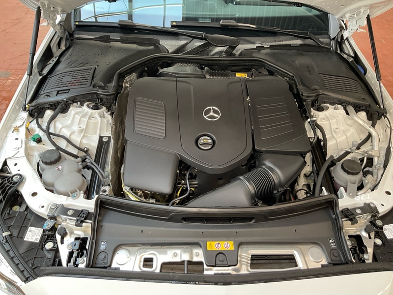 Mercedes-Benz C 400 e 4MATIC mit EQ Hybrid Technologie AMG+AUT — photo 4