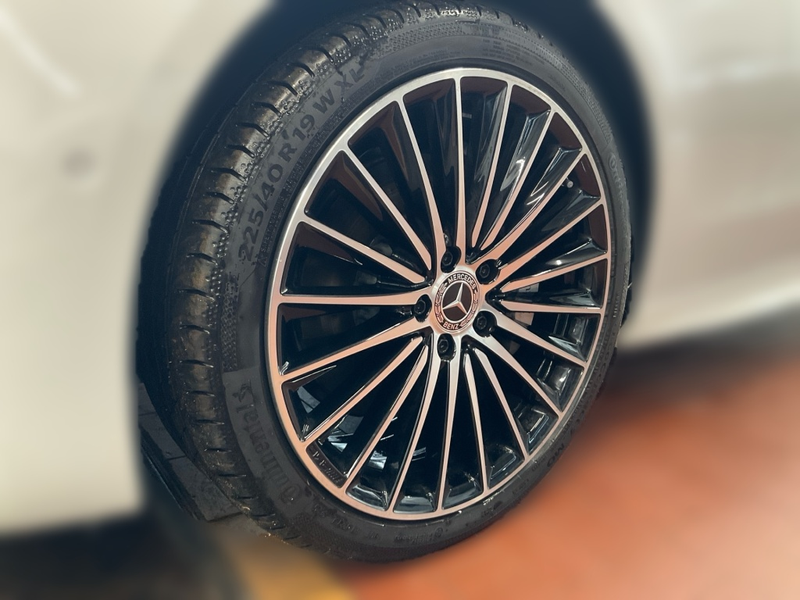 Mercedes-Benz C 400 e 4MATIC mit EQ Hybrid Technologie AMG+AUT — photo 3