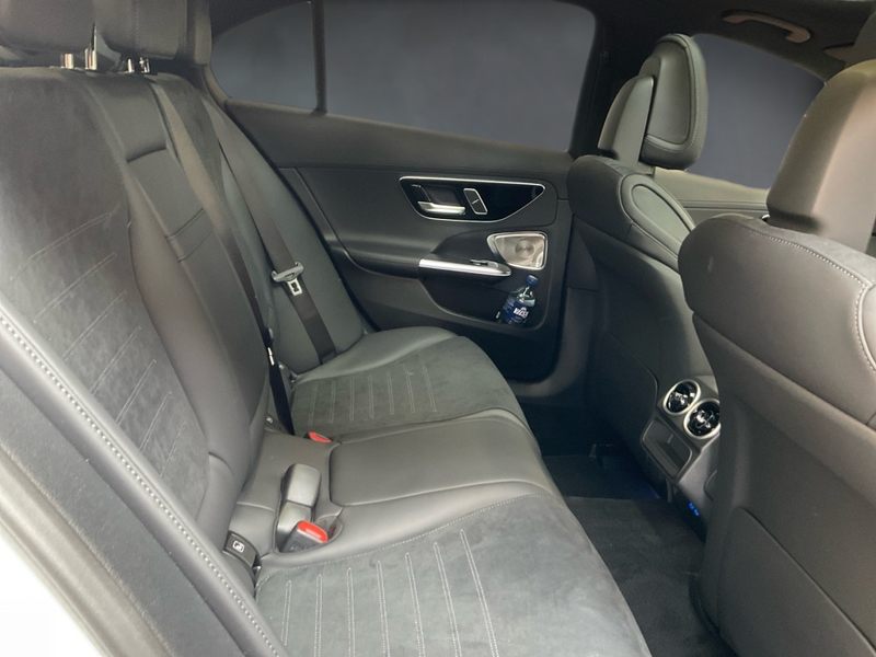 Mercedes-Benz C 400 e 4MATIC mit EQ Hybrid Technologie AMG+AUT — photo 12