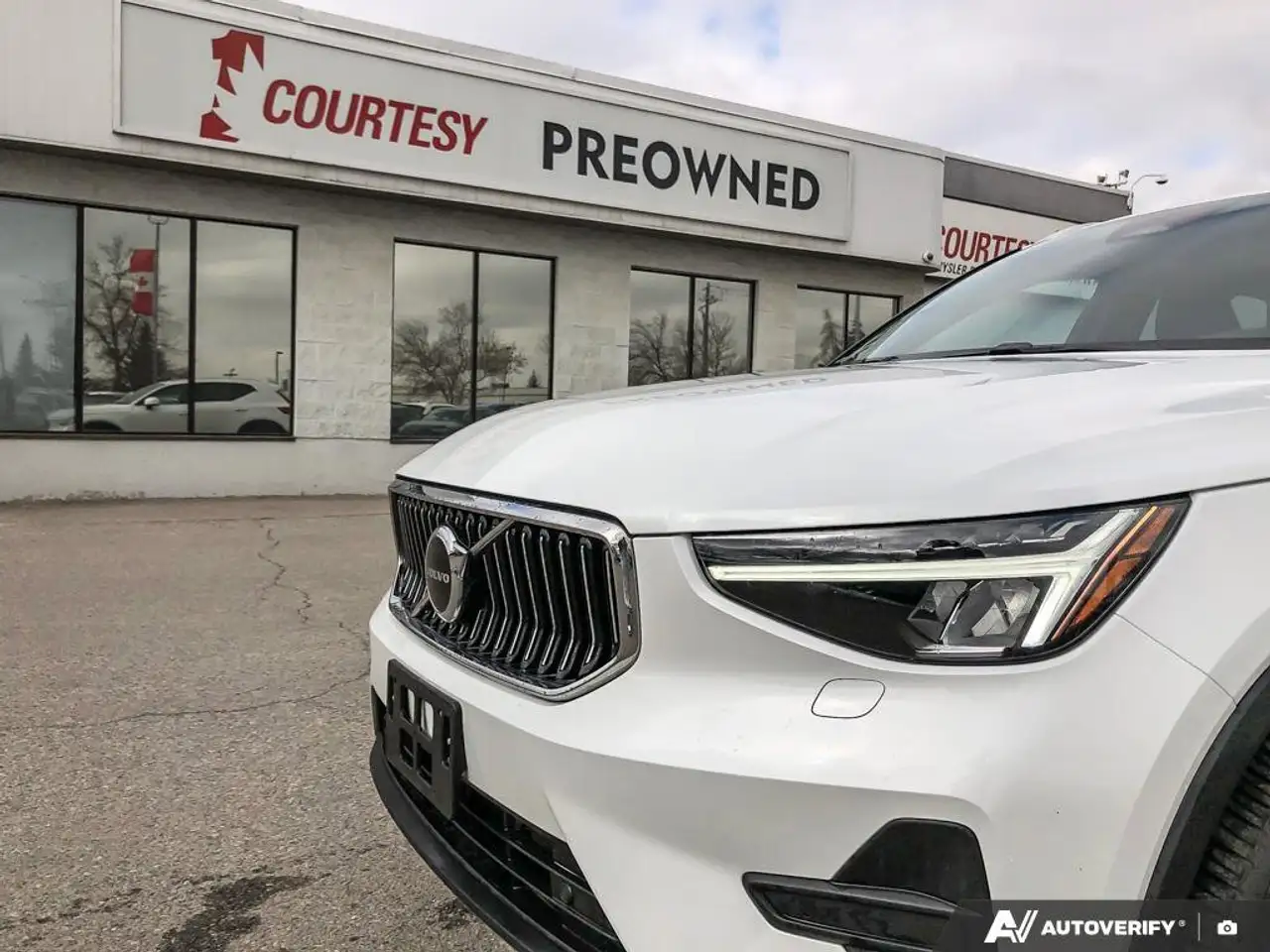 Volvo XC40 снимка Volvo XC40