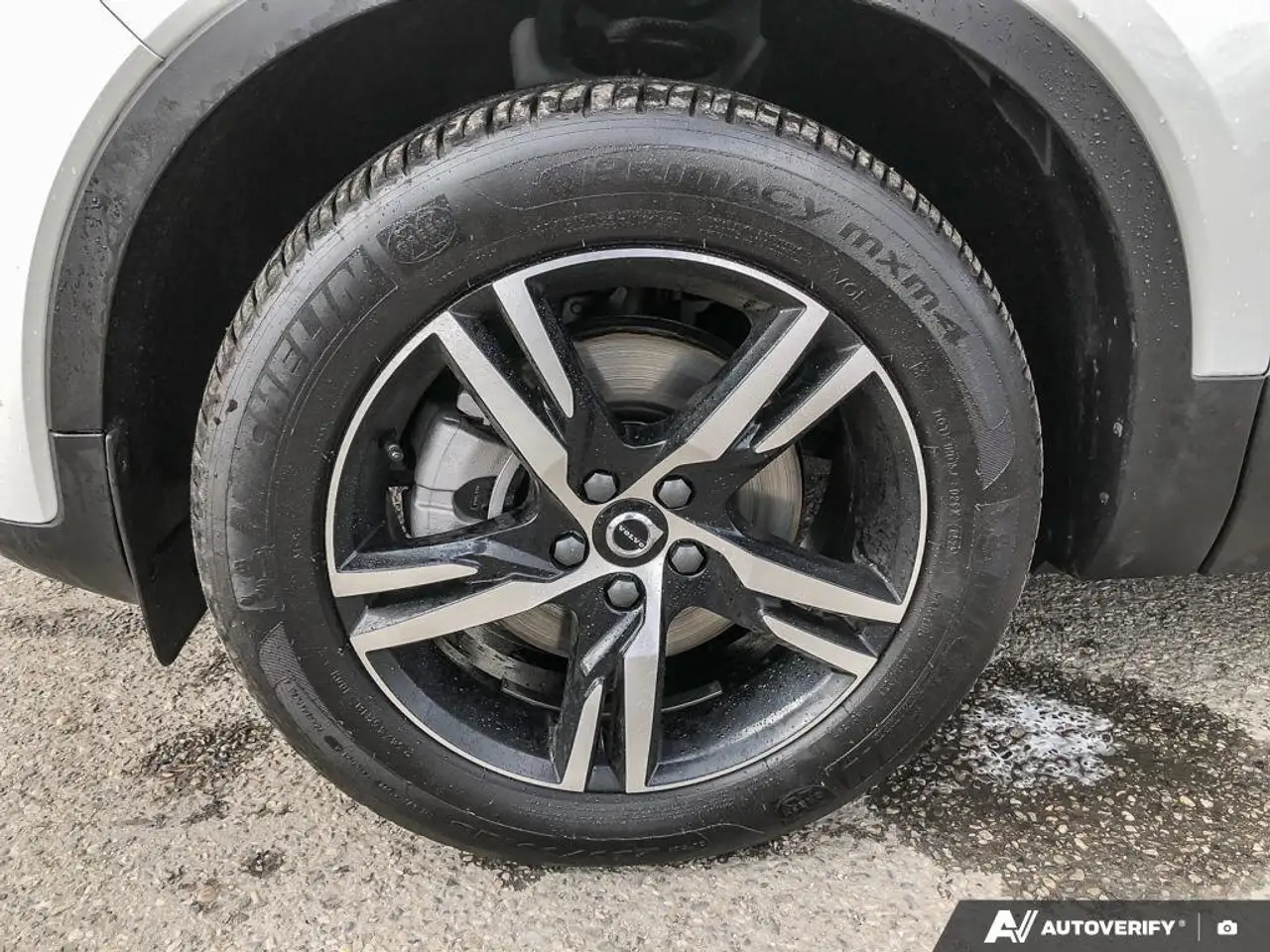 Volvo XC40 снимка Volvo XC40