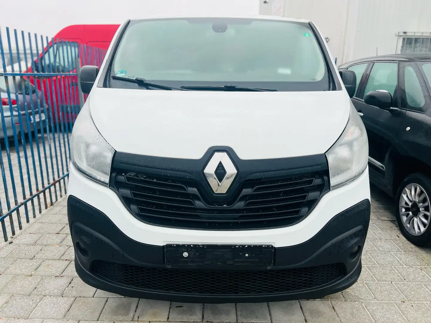 Renault Trafic L2H1 2,9t Komfort, TÜV 02/26, 145PS, EURO6 Weiß - 2