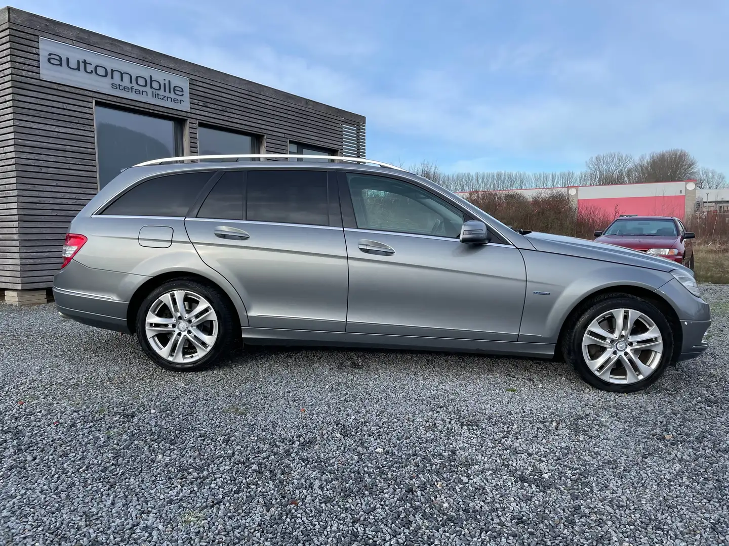 Mercedes-Benz C 350 T CDI BlueEfficiency C -Klasse T-Modell (BM 204) srebrna - 2