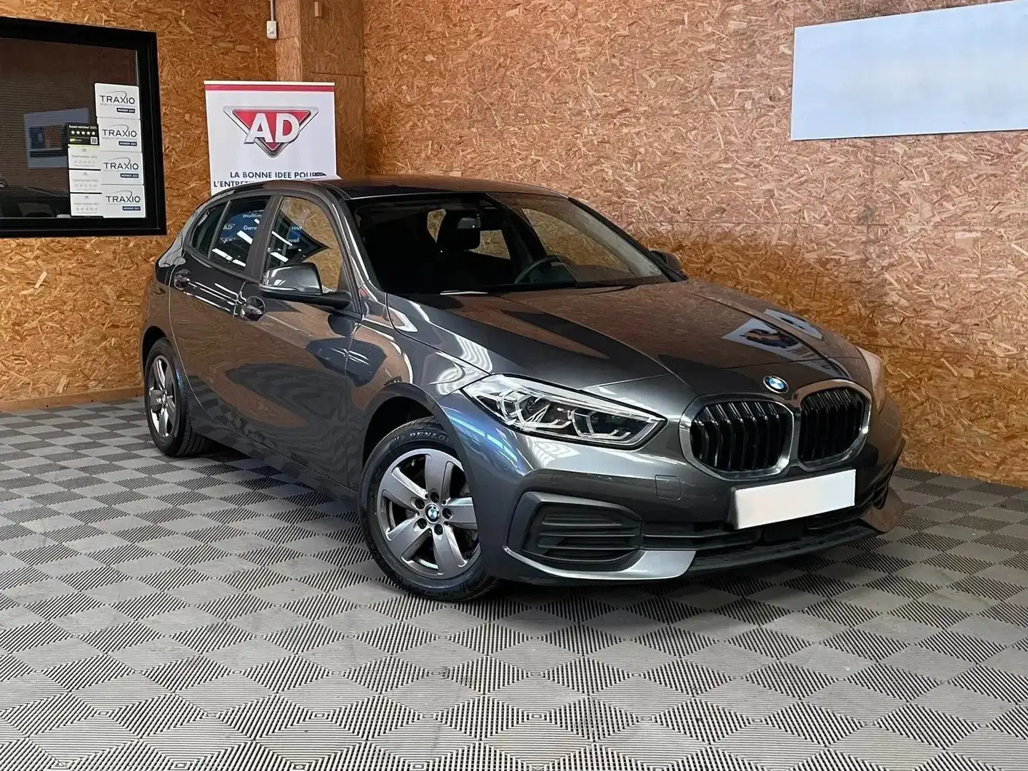 BMW 116 1.5 BUSINESS ADVANT HILL/PDC/NAVI/MEDIA/ACC Gris - 2