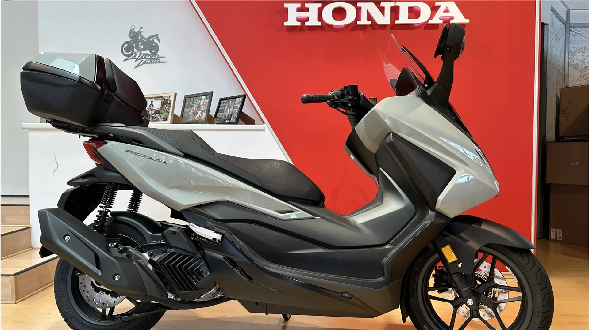 Honda Forza 125 - 1