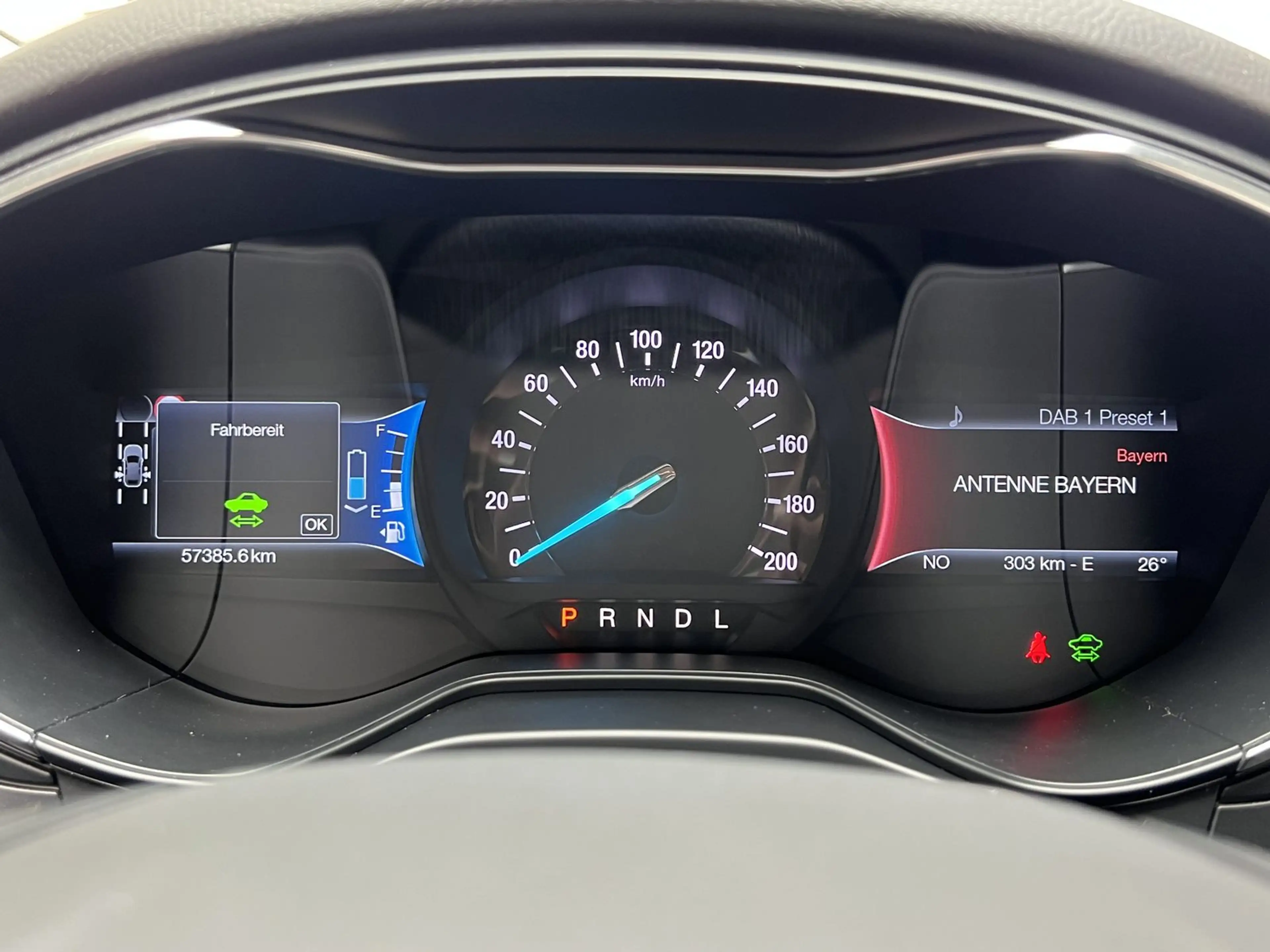 Ford Mondeo Hybrid Kamera Navi CarPlay/Android — photo 12