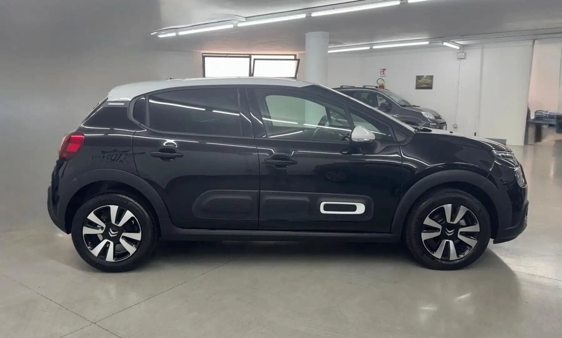 Citroen C3 1.2 puretech Max s Nero - 2