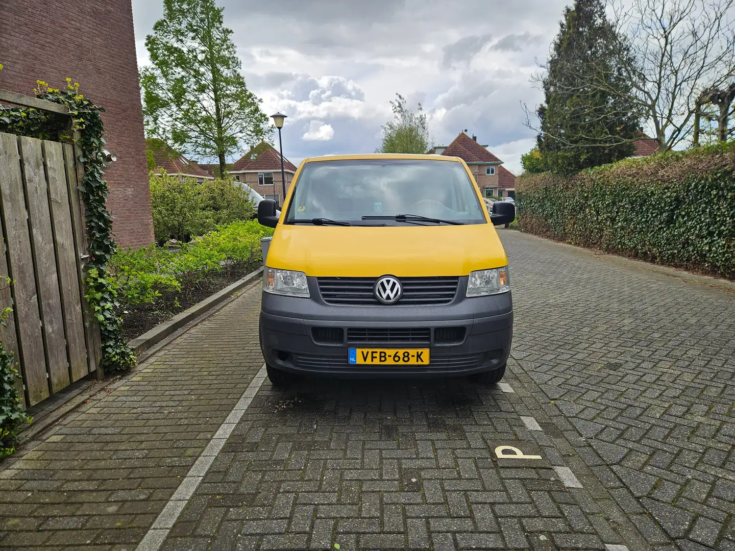 Volkswagen Transporter Transporter 1.9 TDI 300 Yellow - 2