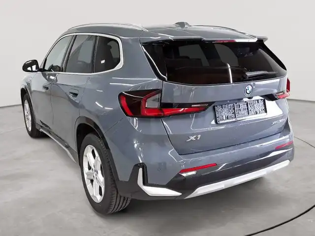 BMW X1 view 5