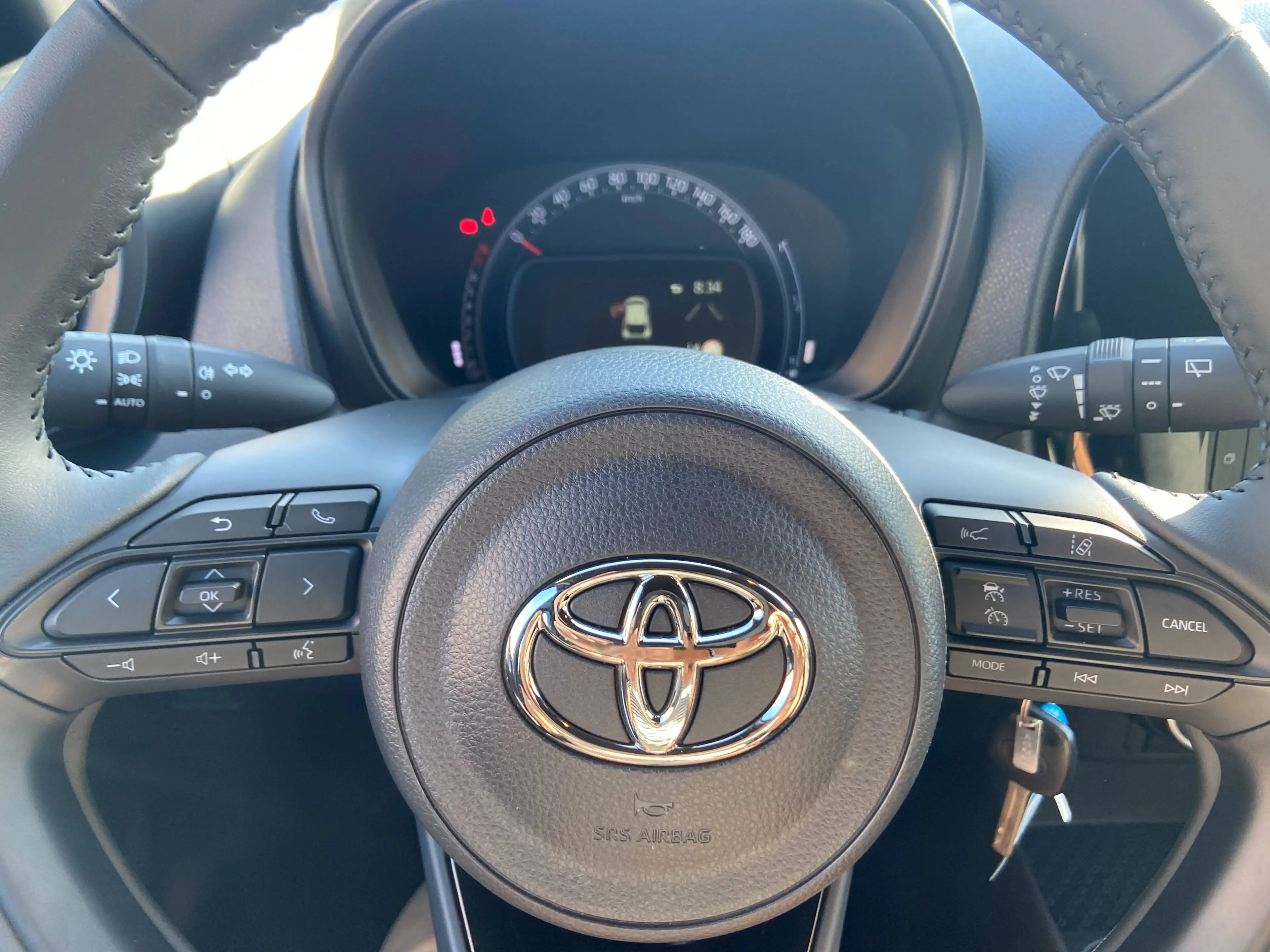 Toyota Aygo X 1.0 AIRCO CAMERA CRUISE CARPLAY TREKHAAK — photo 11