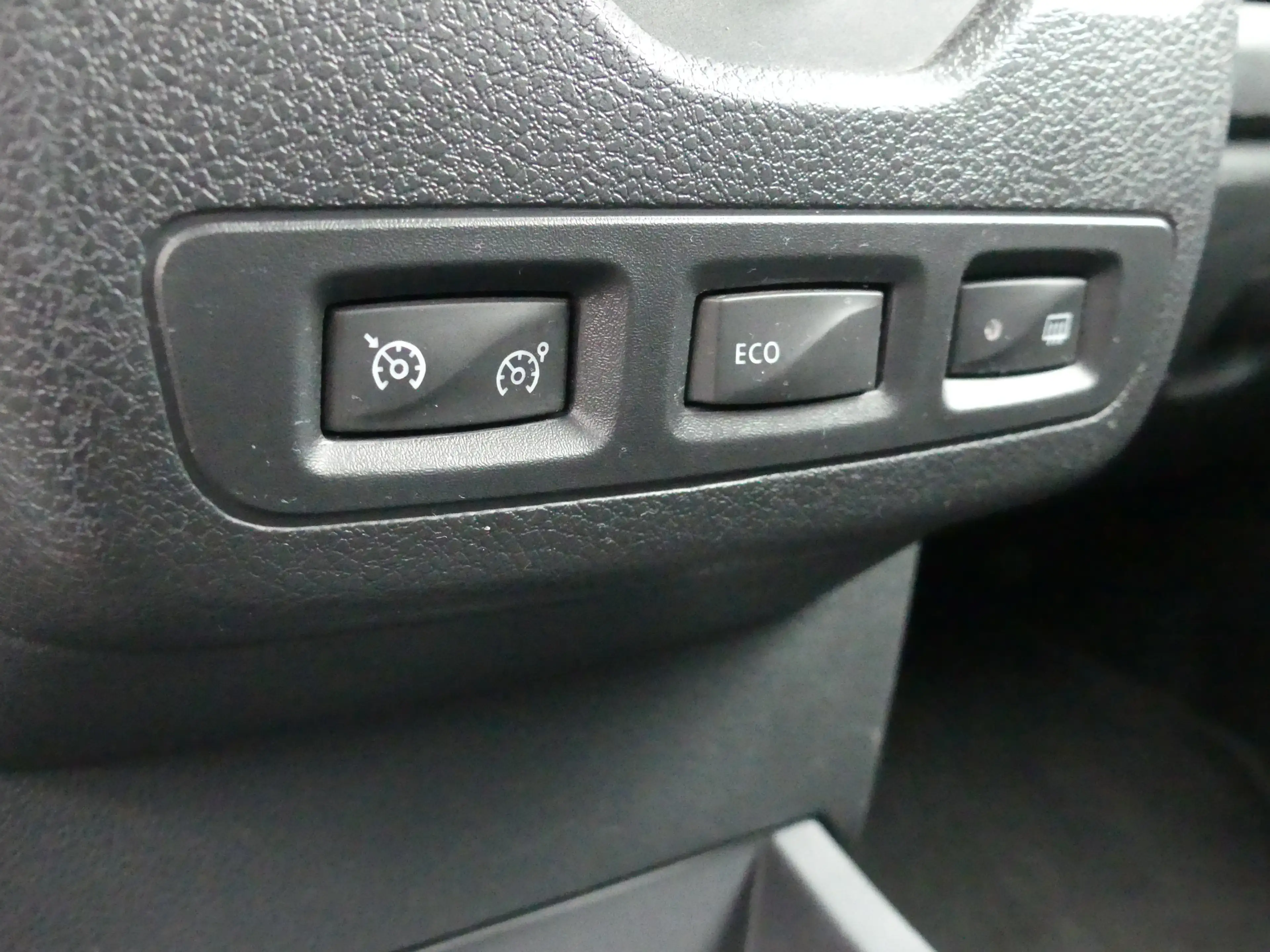 Dacia Dokker Laureate | BLUETOOTH | SHZ | AHK — photo 14
