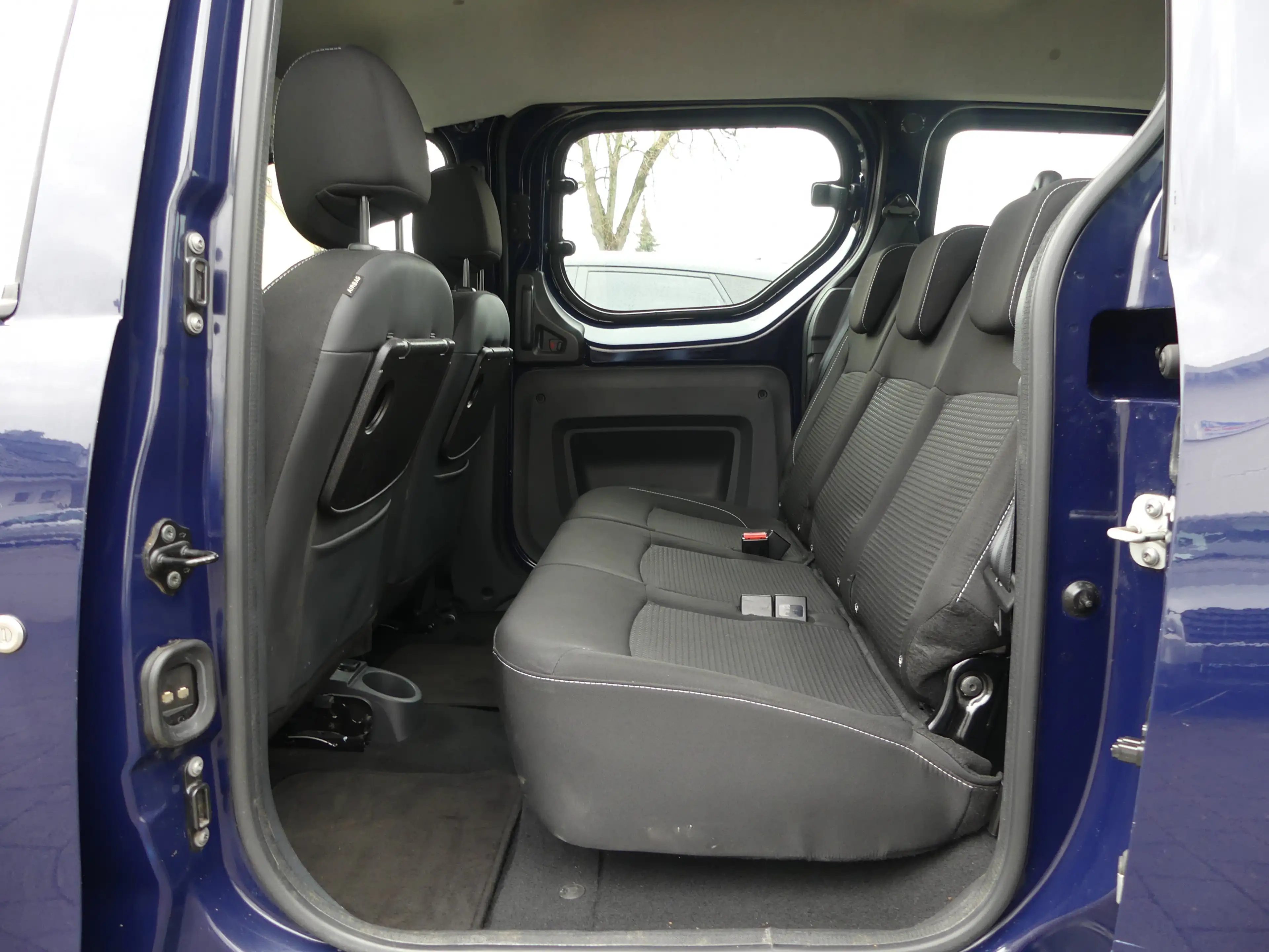 Dacia Dokker Laureate | BLUETOOTH | SHZ | AHK — photo 10