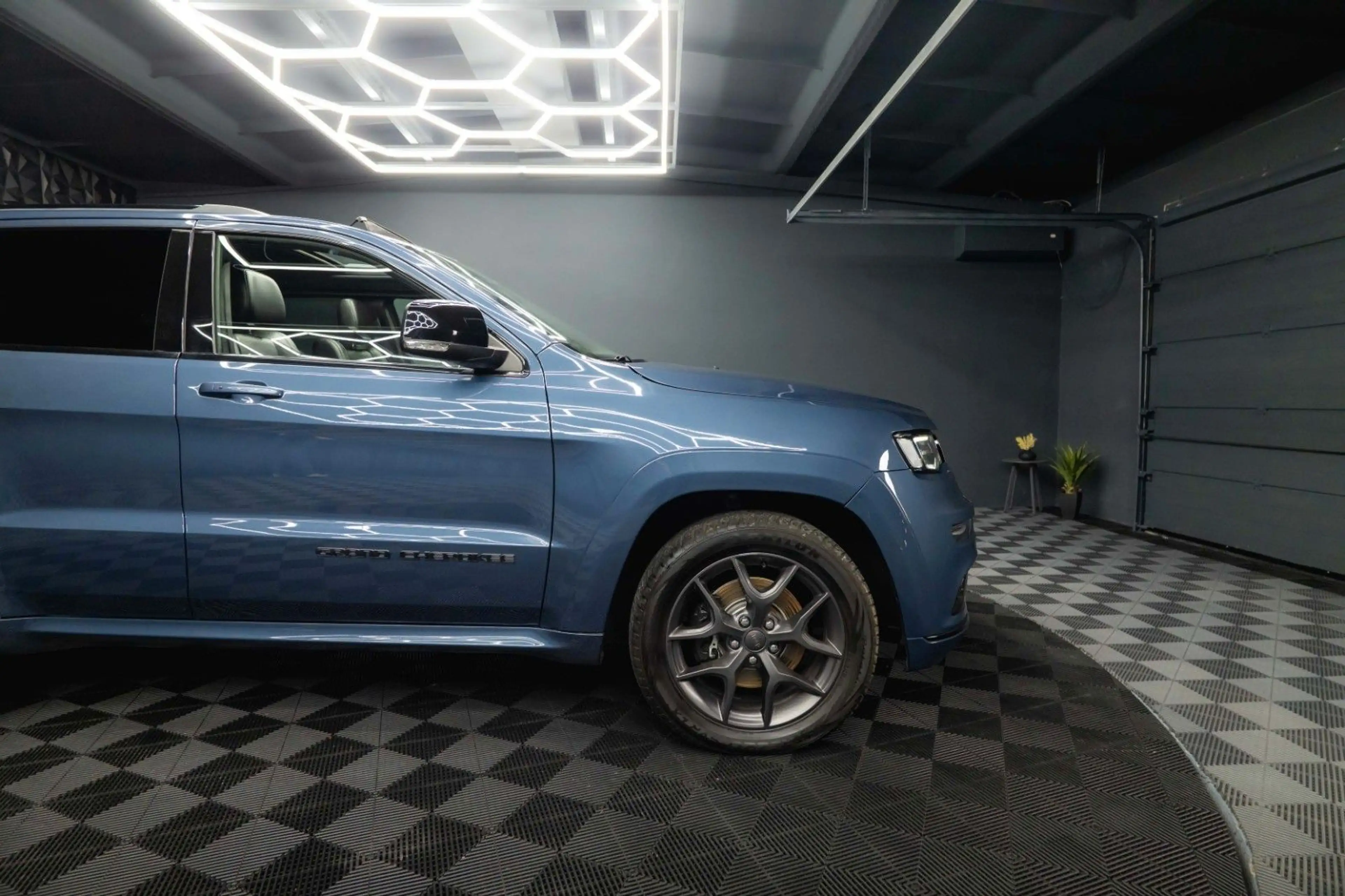 Jeep Grand Cherokee 3.6 4x4 LIMITED X *Pano*LED*19%* — photo 9