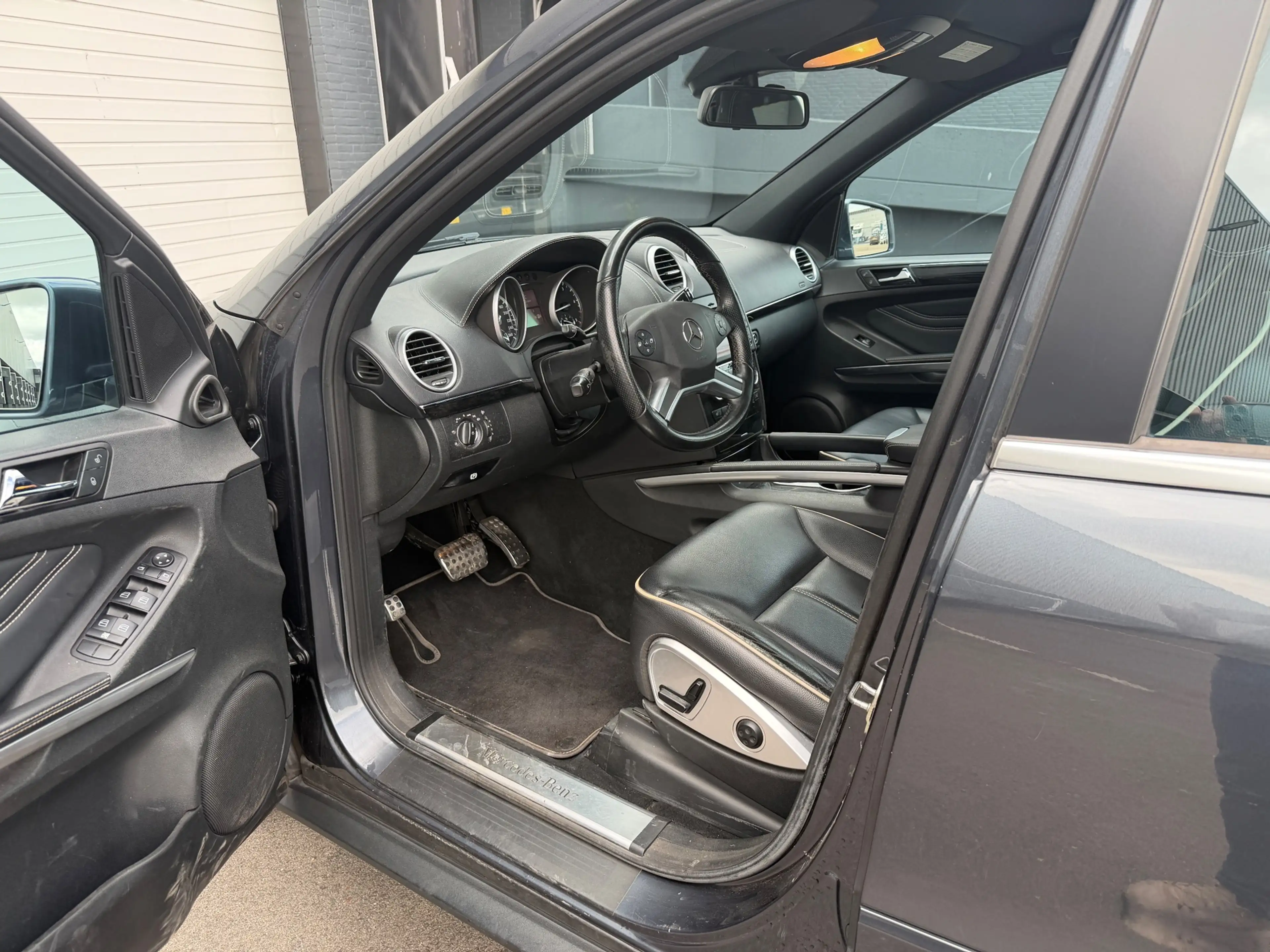 Mercedes-Benz ML 300 M-klasse CDI BlueEFFICIENCY DEALERONDERHOUDEN/LEDE — photo 13