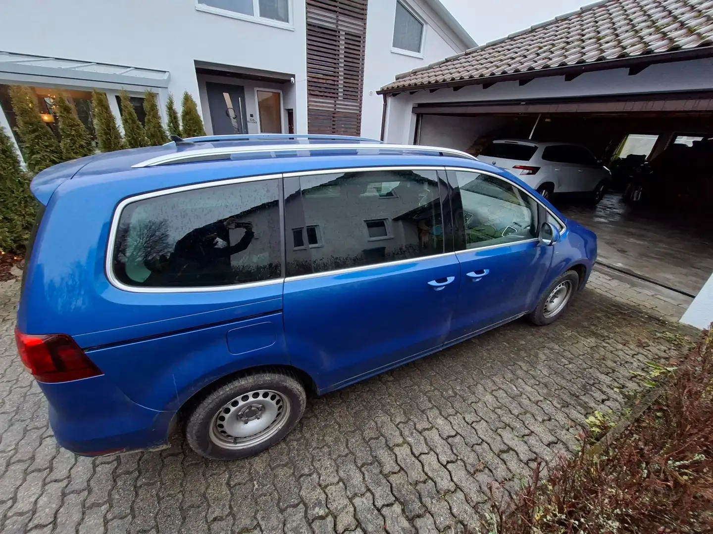 Volkswagen Sharan Sharan 1.4 TSI OPF JOIN BMT Anhängerkup. Blau - 2