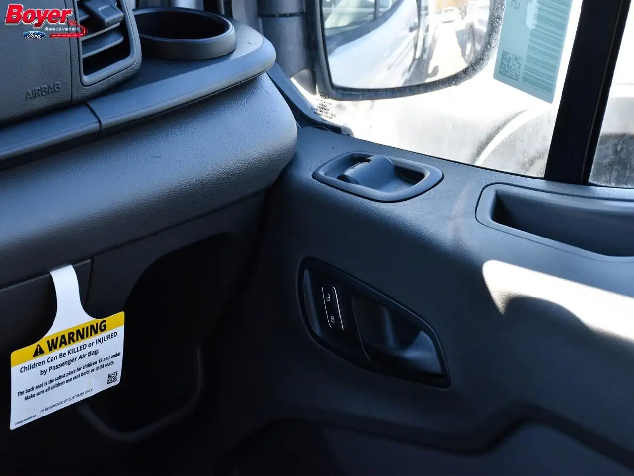 Ford Transit Cargo Van снимка Ford Transit Cargo Van