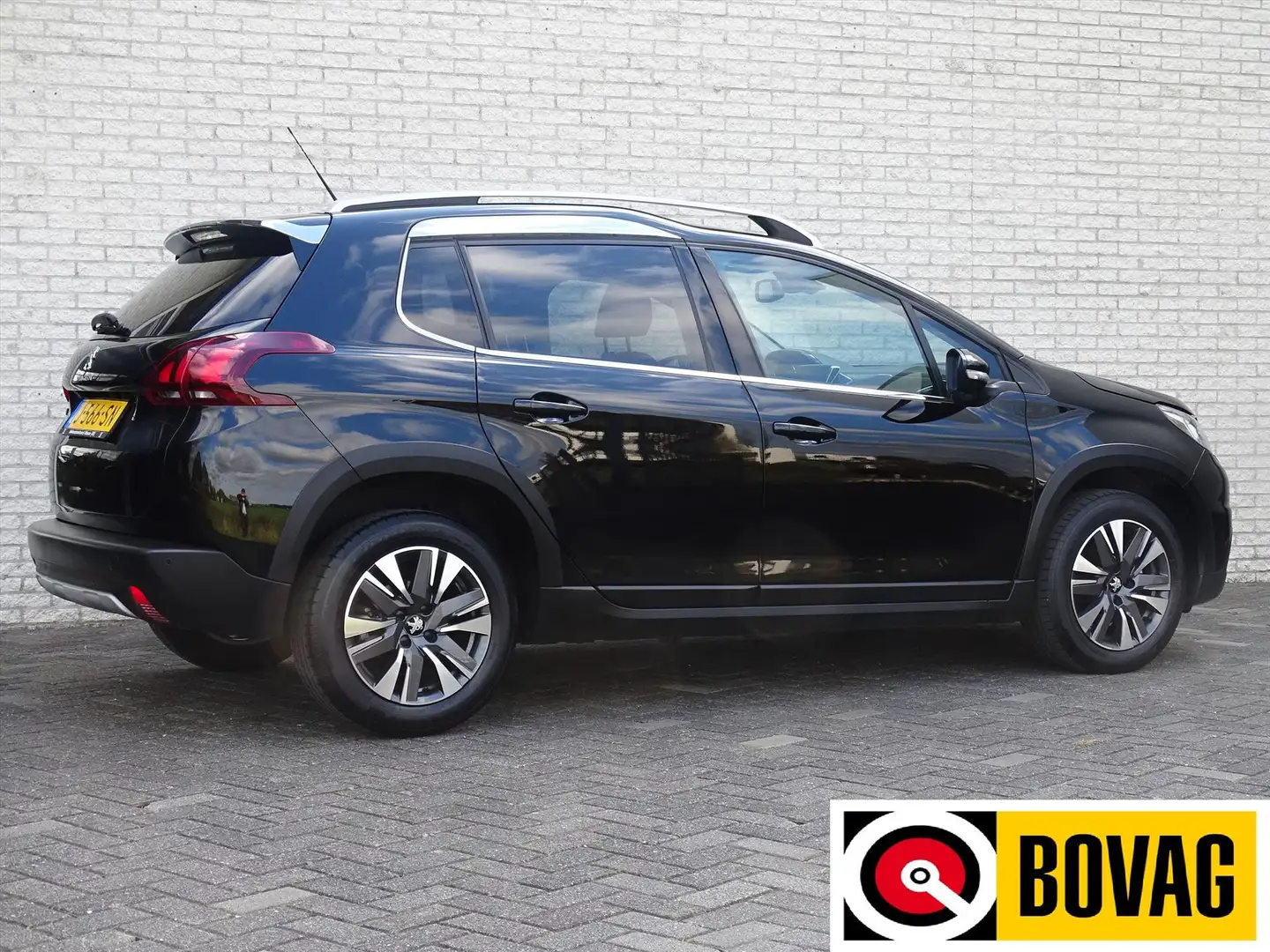 Peugeot 2008 ALLURE 1.2 110PK AUTOMAAT NAVI/CAMERA/CLIMATE/CRUI Negro - 2