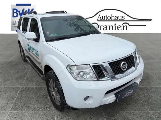 Nissan Pathfinder 3.0 V6 dCi DPF LE 4WD Automat 1.BESIT