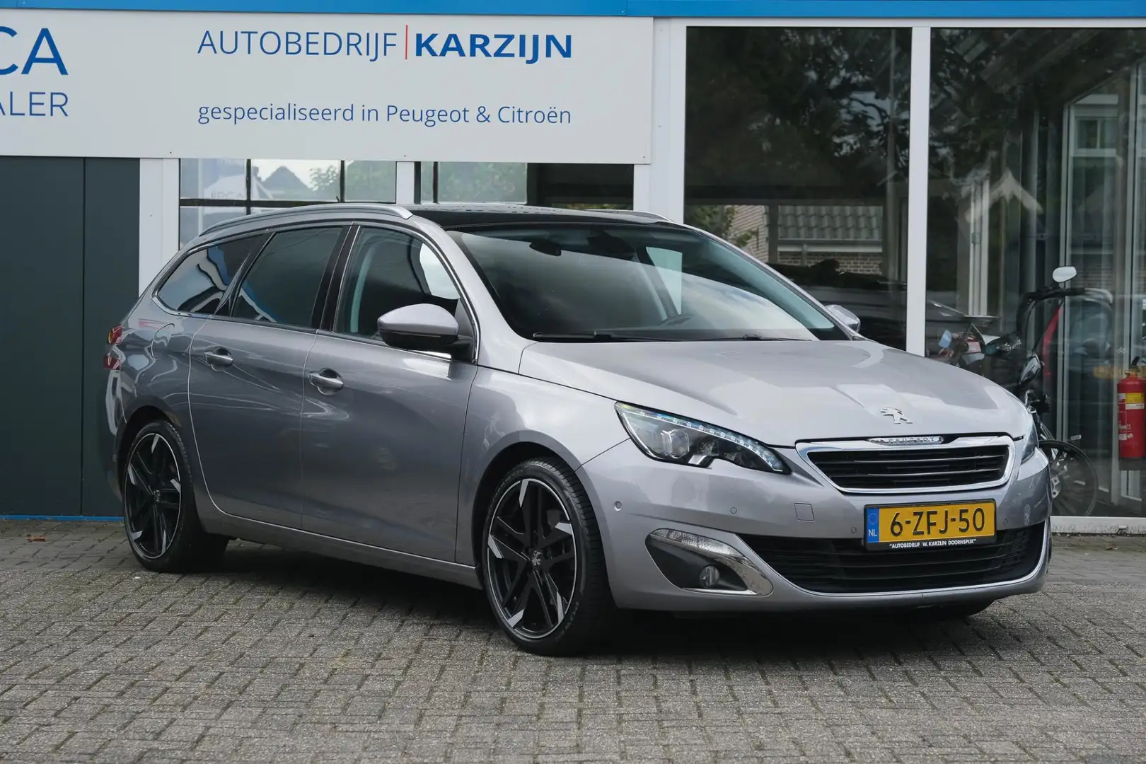 Peugeot 308 SW 1.6 THP Allure Gris - 2