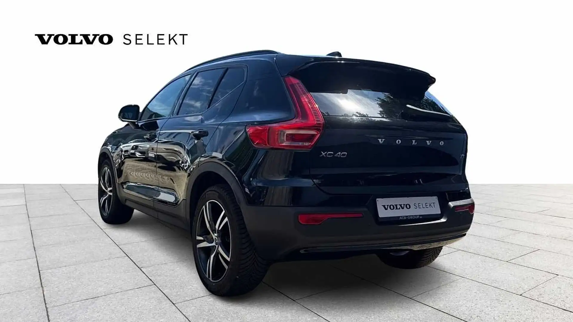 Volvo XC40 R-Design, T3 Geartronic Zwart - 2