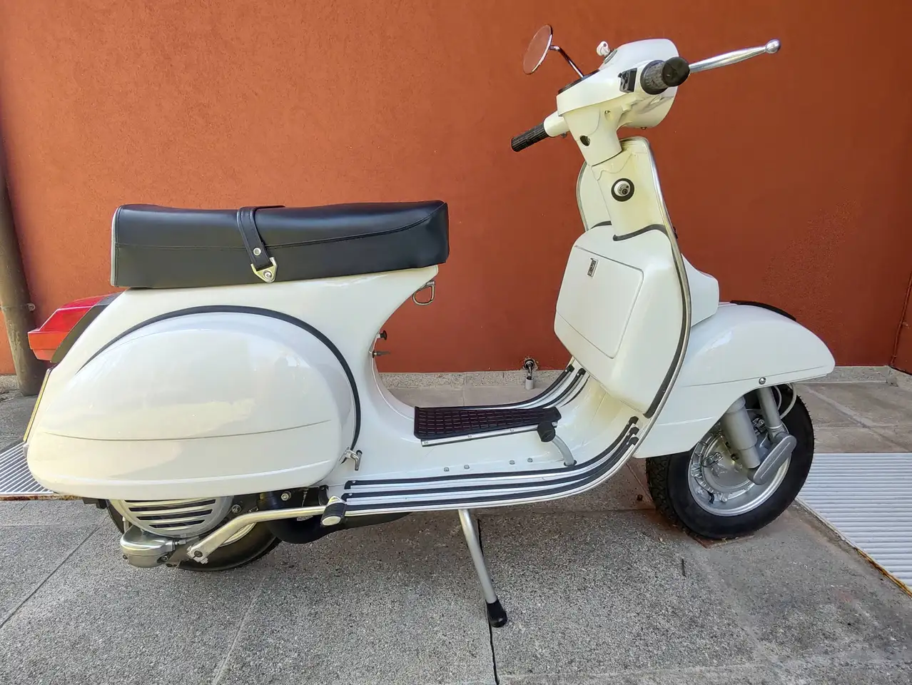 Vespa PX 200 E