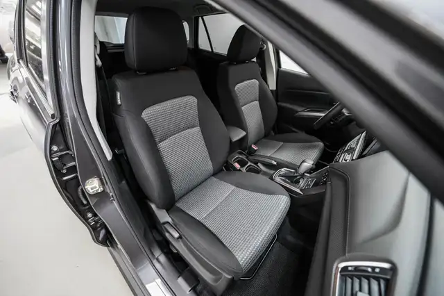 Suzuki S-Cross view 19