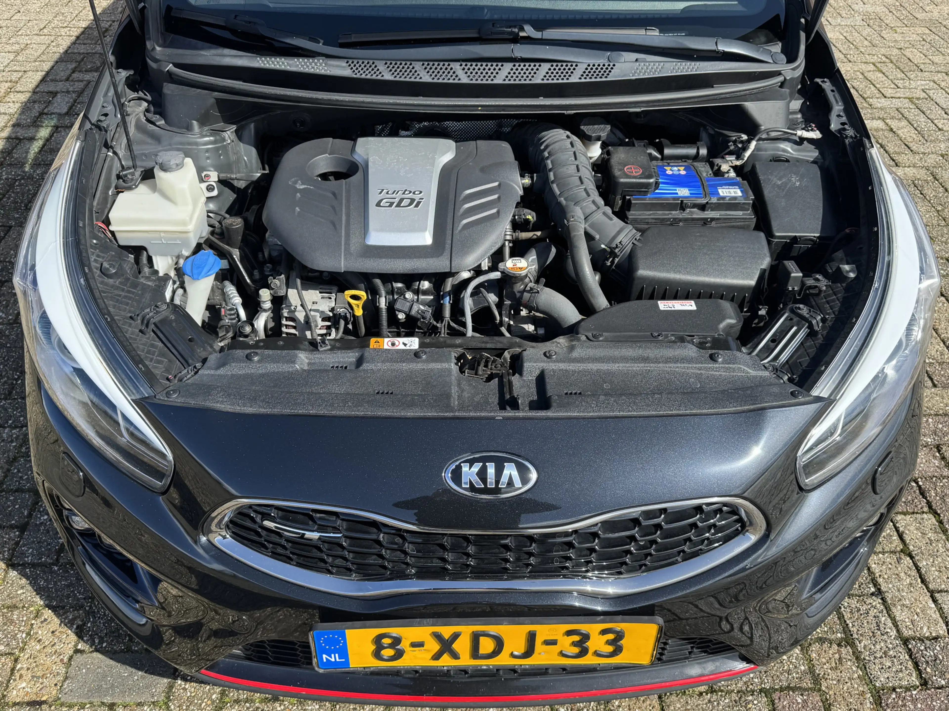 Kia Ceed / cee'd 1.6 GT | NL-AUTO! | DEALER OH! | NAVI! | CAMERA! — photo 37