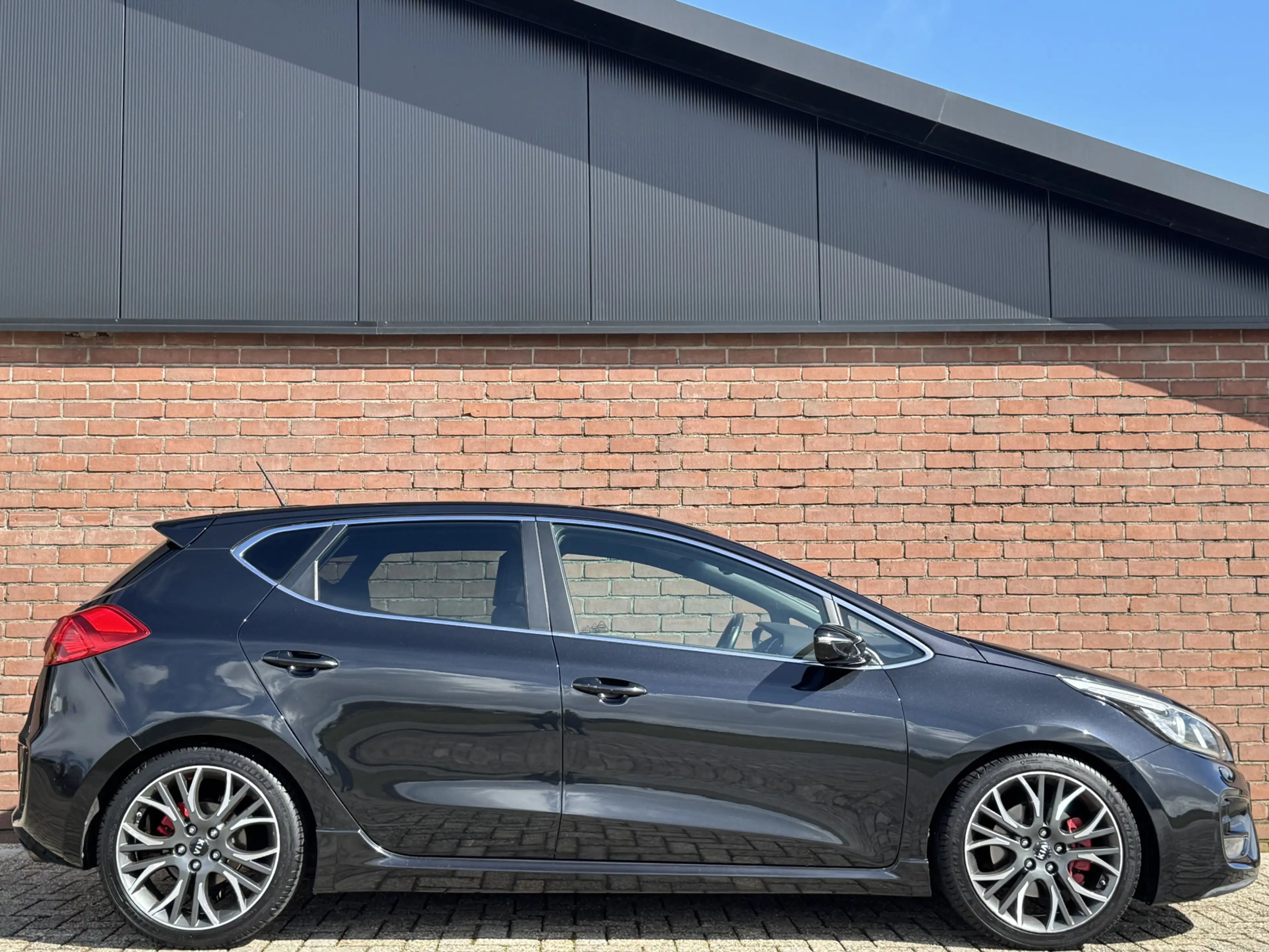 Kia Ceed / cee'd 1.6 GT | NL-AUTO! | DEALER OH! | NAVI! | CAMERA! — photo 7