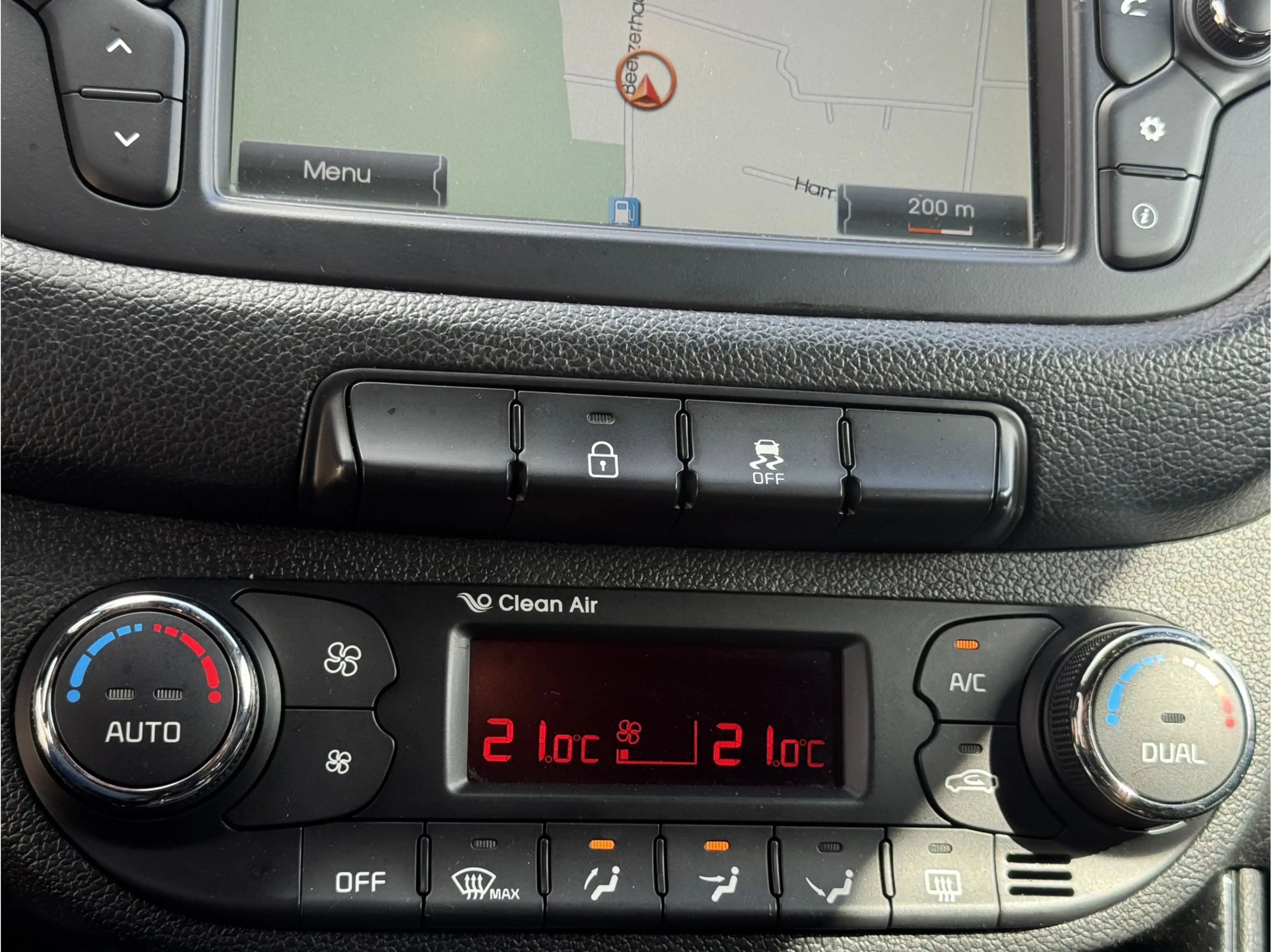 Kia Ceed / cee'd 1.6 GT | NL-AUTO! | DEALER OH! | NAVI! | CAMERA! — photo 17
