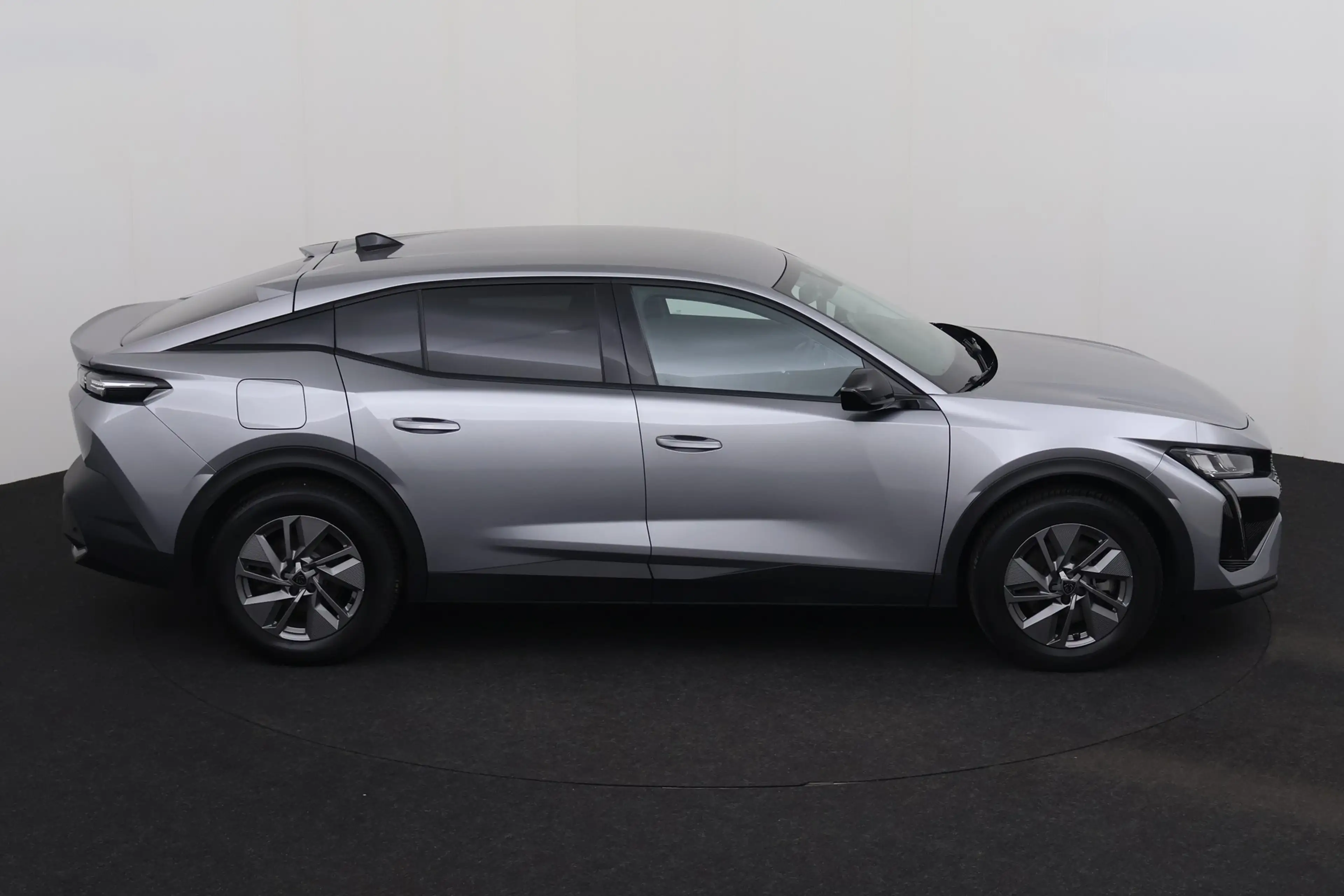 Peugeot 408 1.6 PHEV  EAT8 ALLURE  + A/T + GPS + CARPLAY + CAM — photo 6