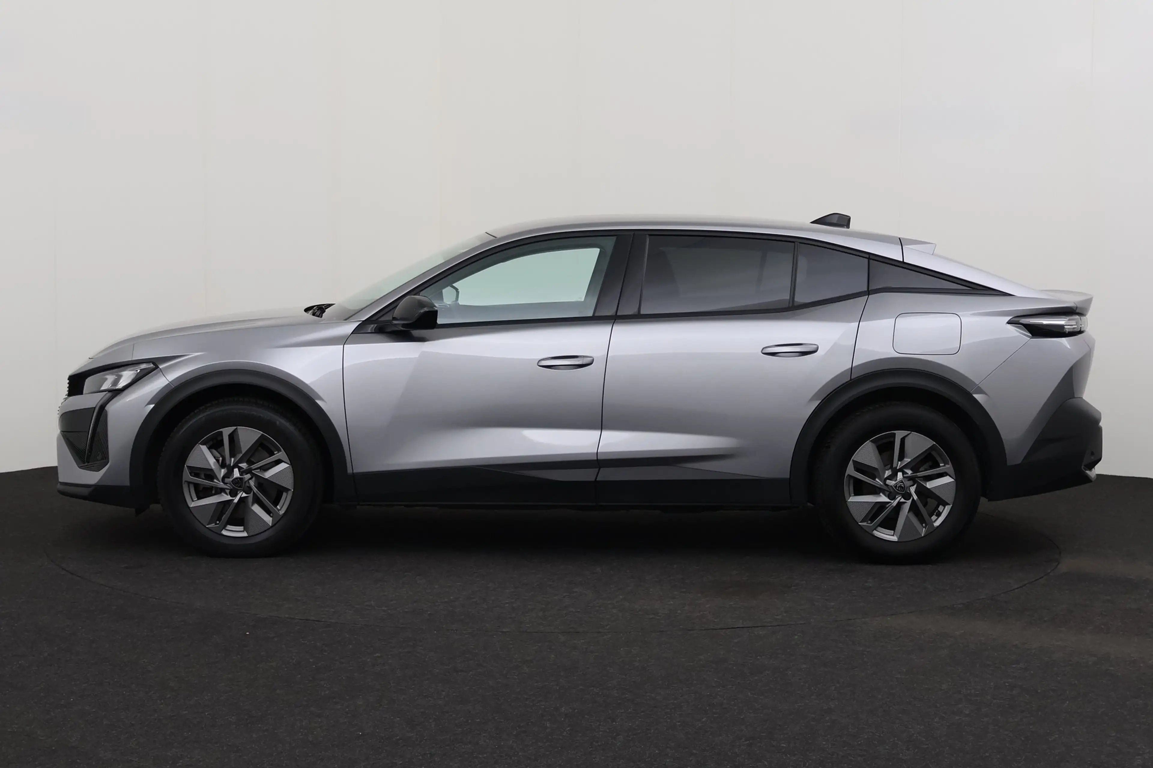 Peugeot 408 1.6 PHEV  EAT8 ALLURE  + A/T + GPS + CARPLAY + CAM — photo 3