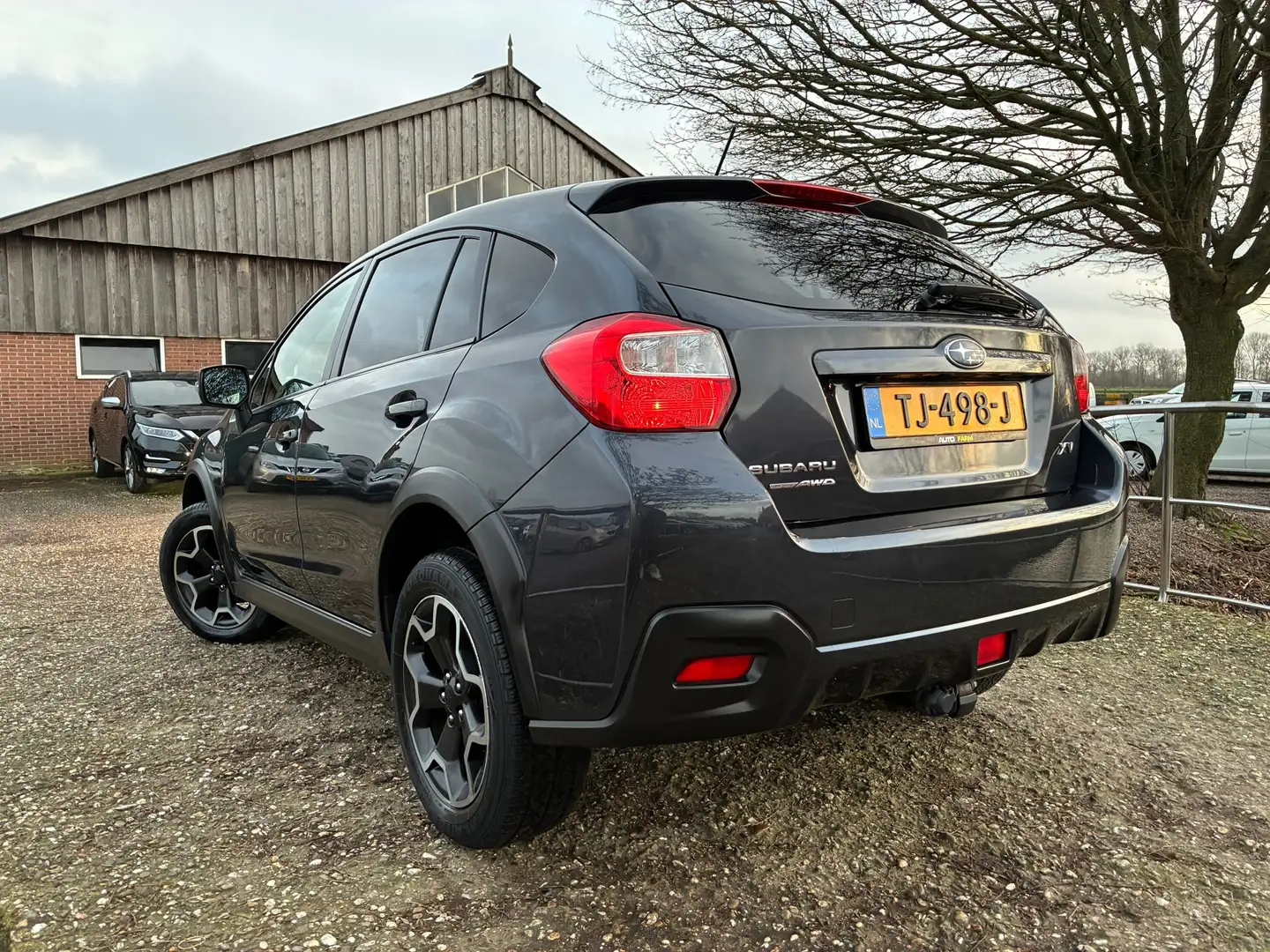 Subaru XV 2.0i Luxury AWD | Automaat | Clima + Cruise nu €8. Grijs - 2