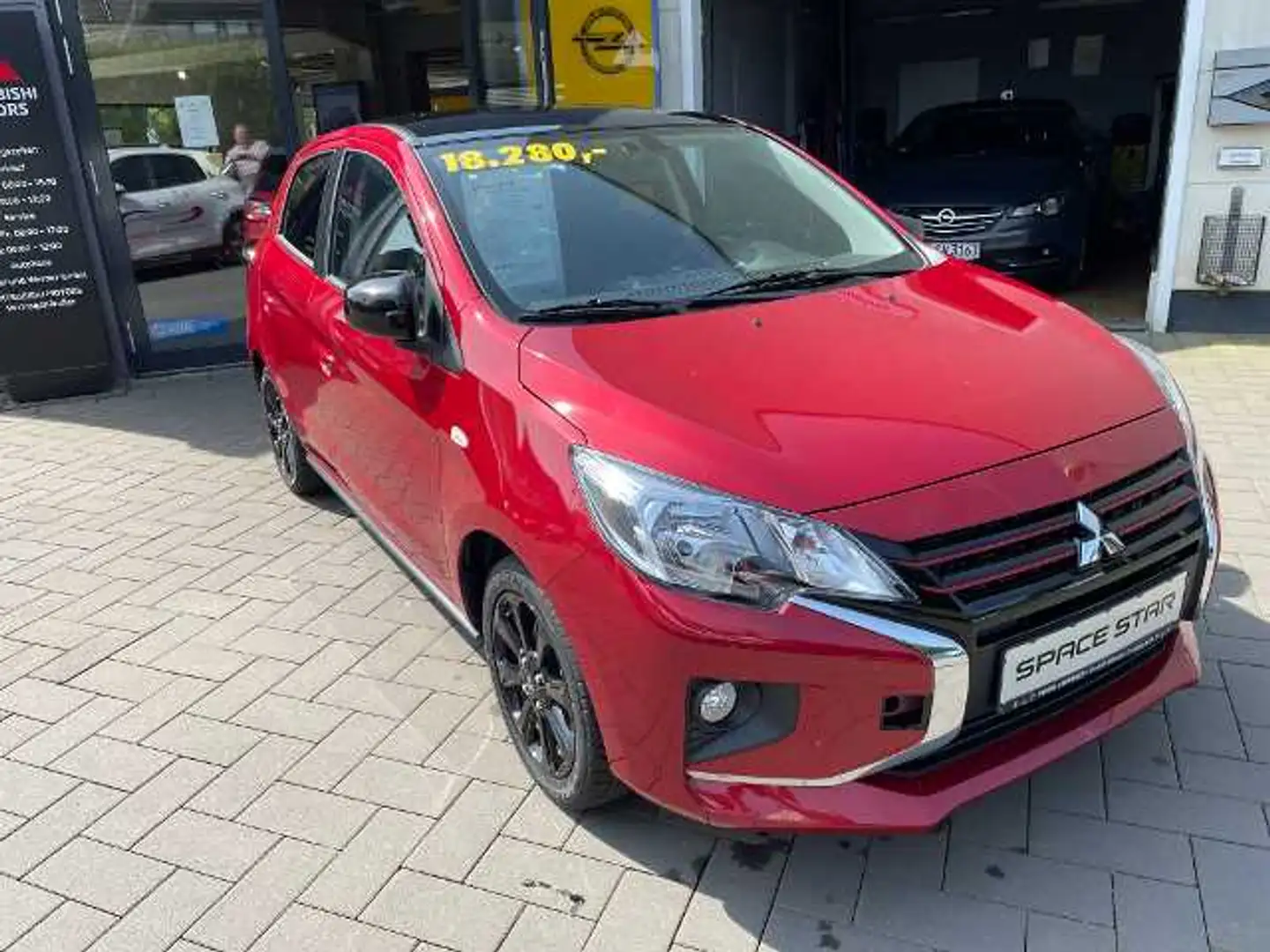 Mitsubishi Space Star Select+ Black1.2 MIVEC ClearTec 5-Gang Rot - 2