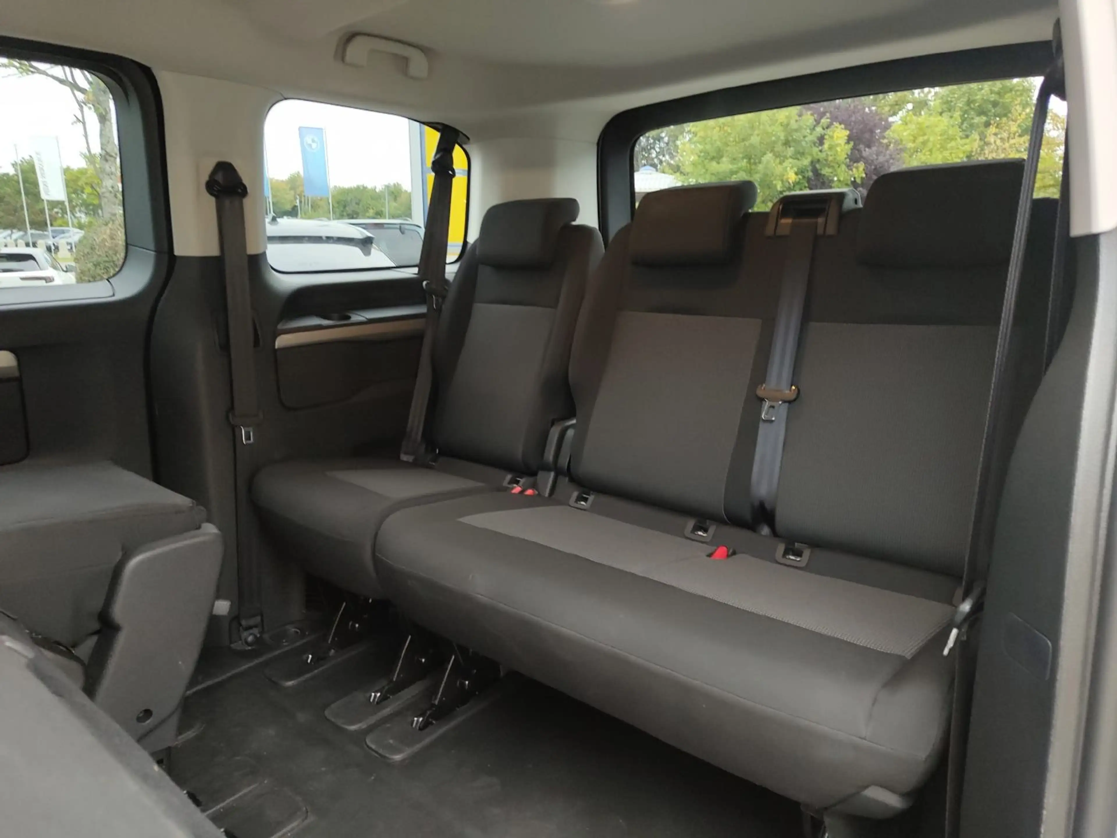 Peugeot Traveller L2 Active 2.2 Diesel 8-Sitzer AHK KAM — photo 9