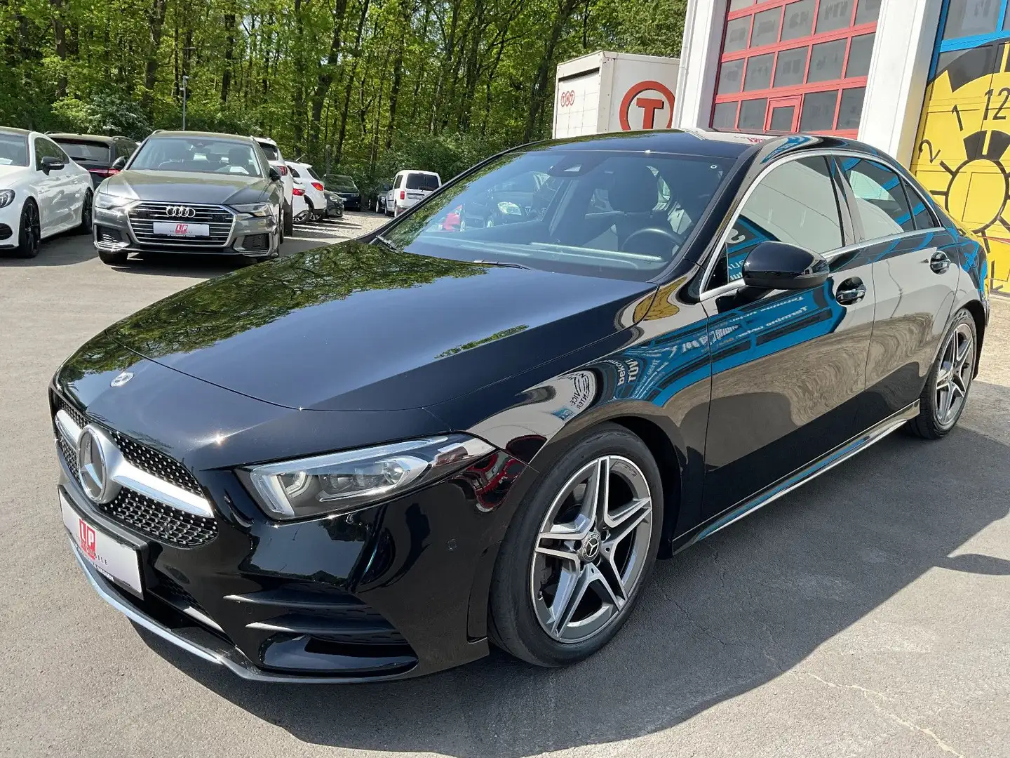 Mercedes-Benz A 180 A -Klasse Lim. AMG Line Virtual Kamera 1Hd Schwarz - 1