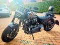 Harley-Davidson Fat Bob Gepflegter Zustand, wenig bewegt Černá - thumbnail 1